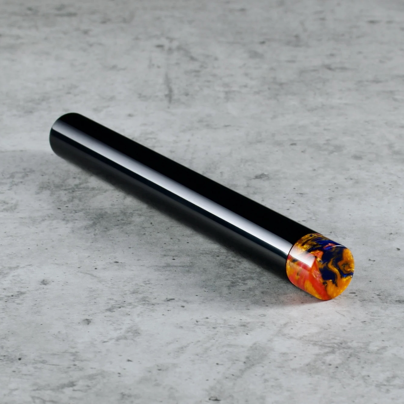 Tuba - ebonit - złota stalówka - mosiądz