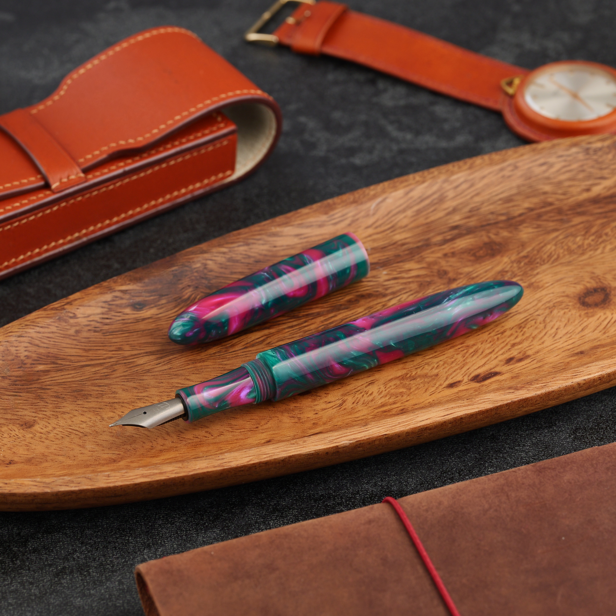 Minimalizm - żywica - tytanowa stalówka