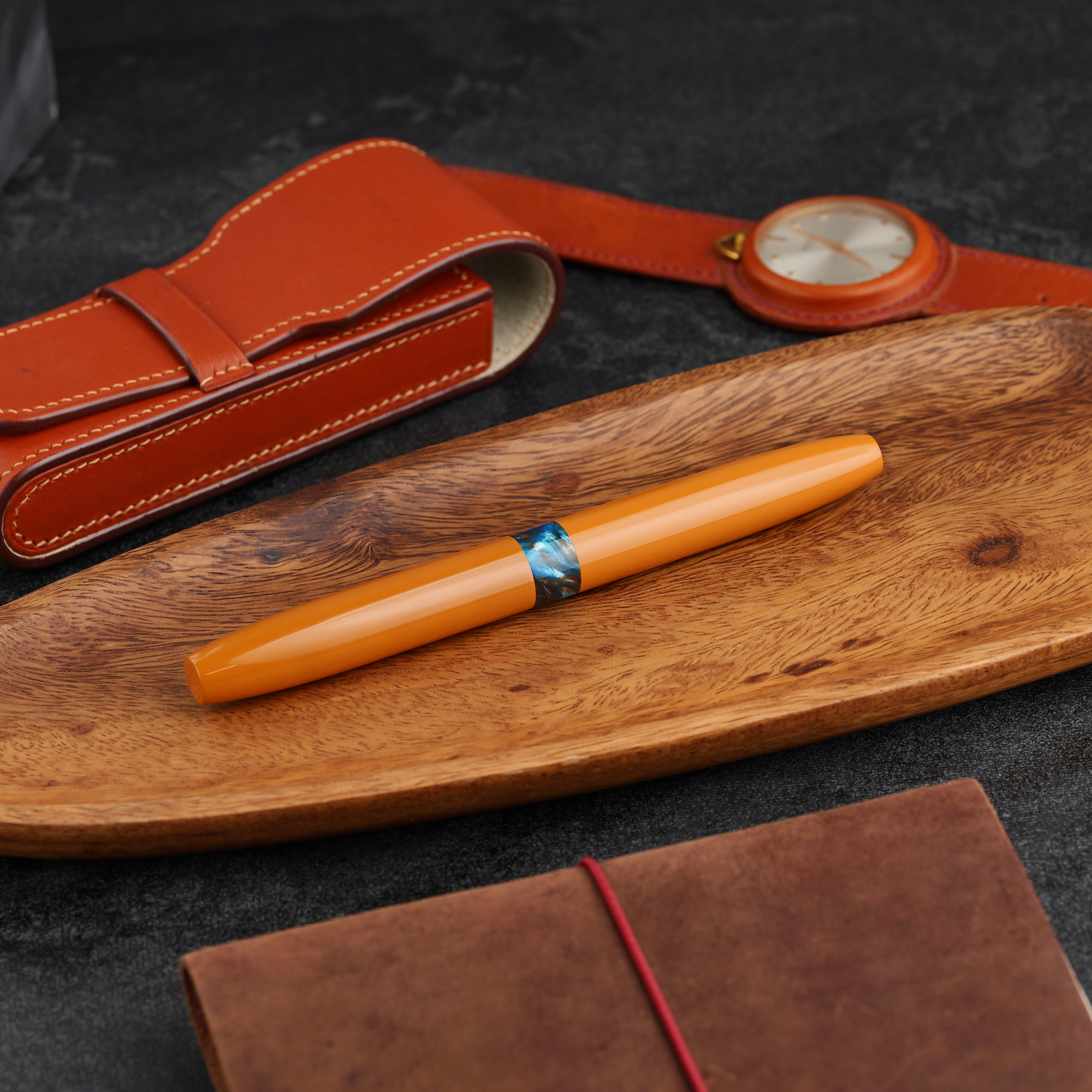 Pasek - żywica - ebonit