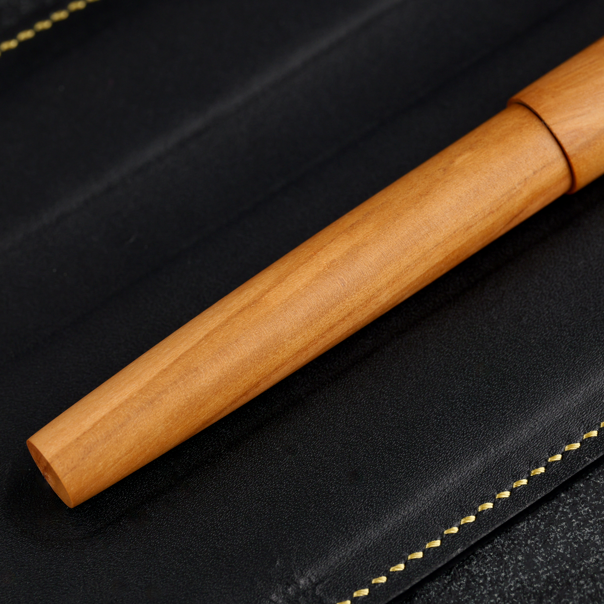 Flat top - drewno oliwne