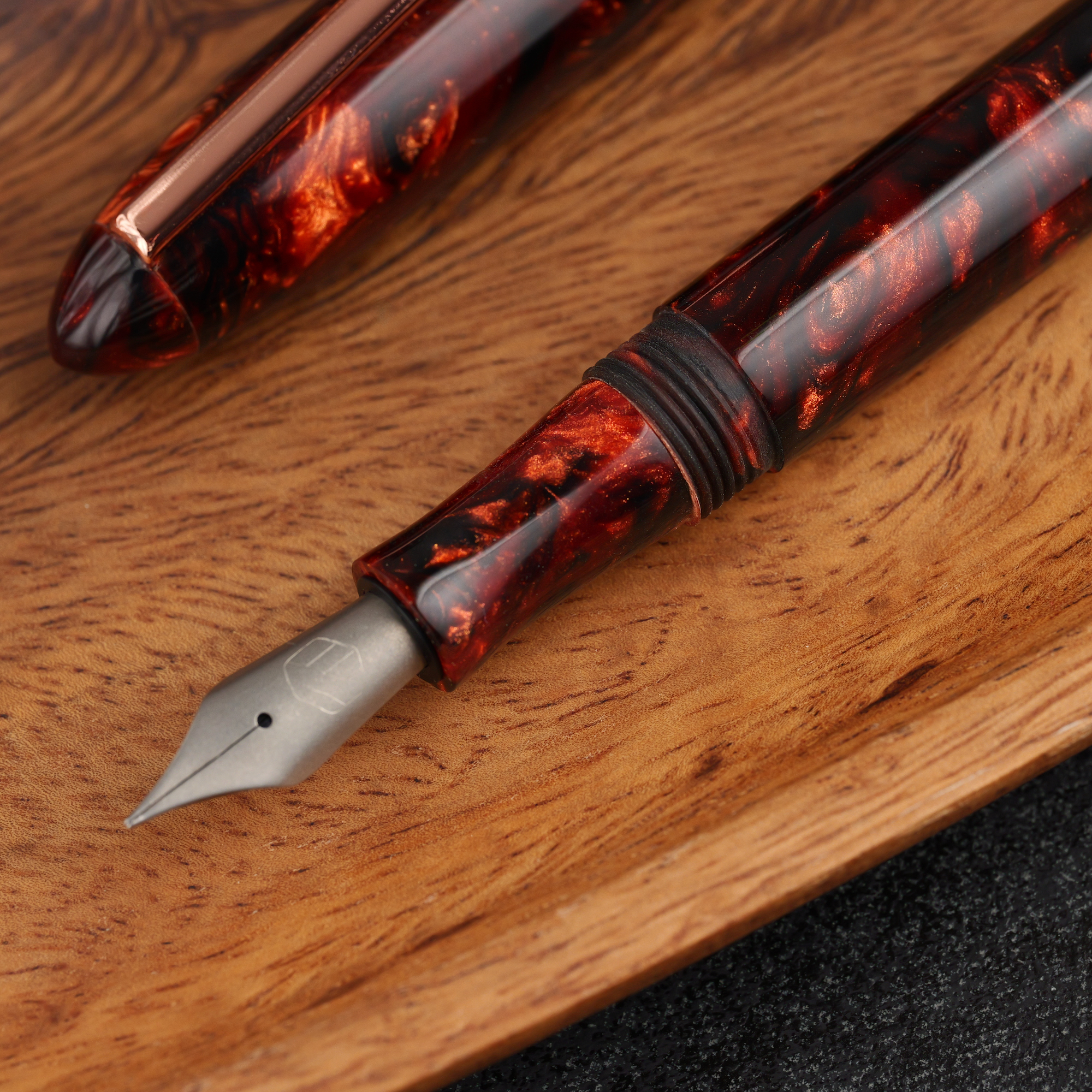 Klasyka - żywica - tytanowa stalówka