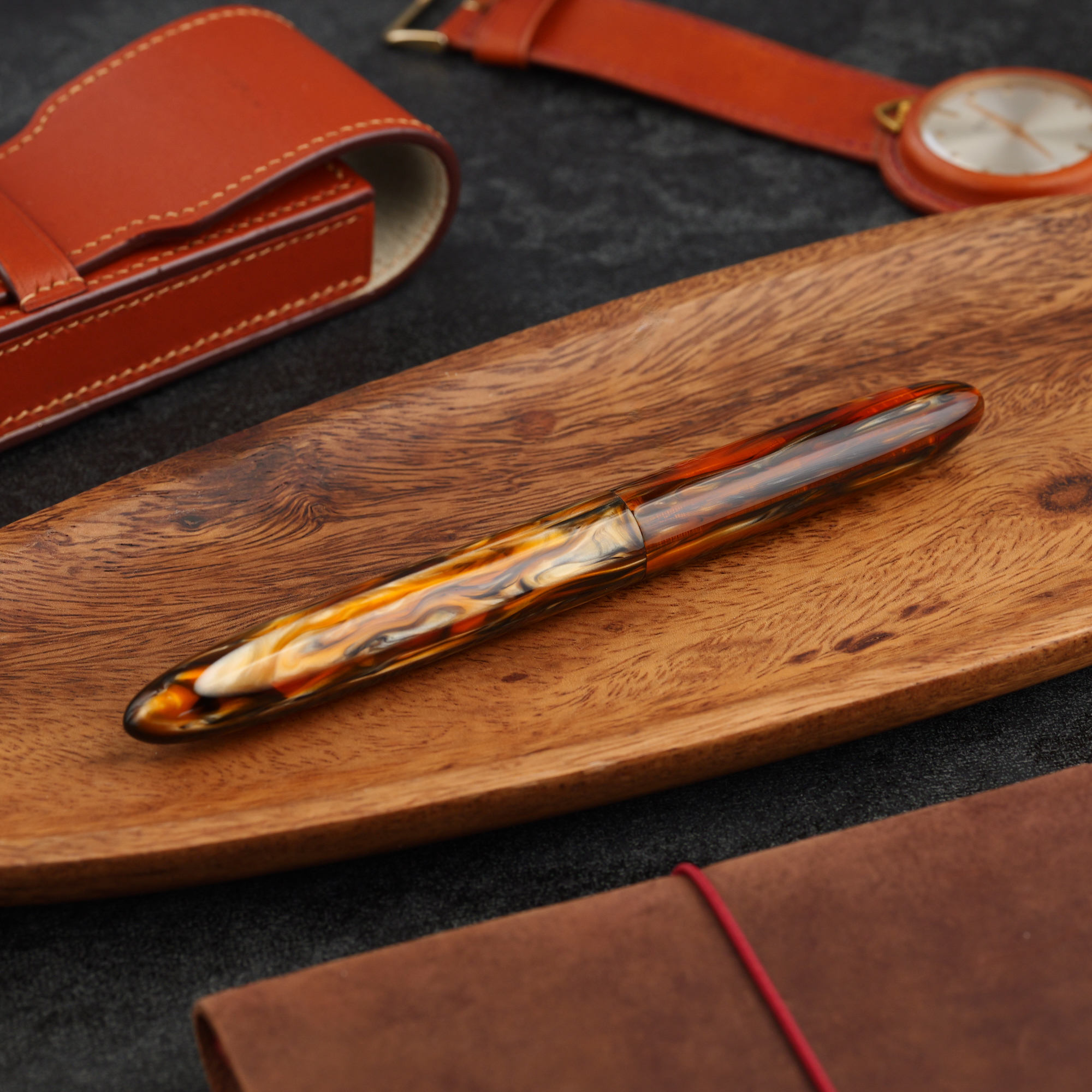 Minimalizm - żywica - tytanowa stalówka