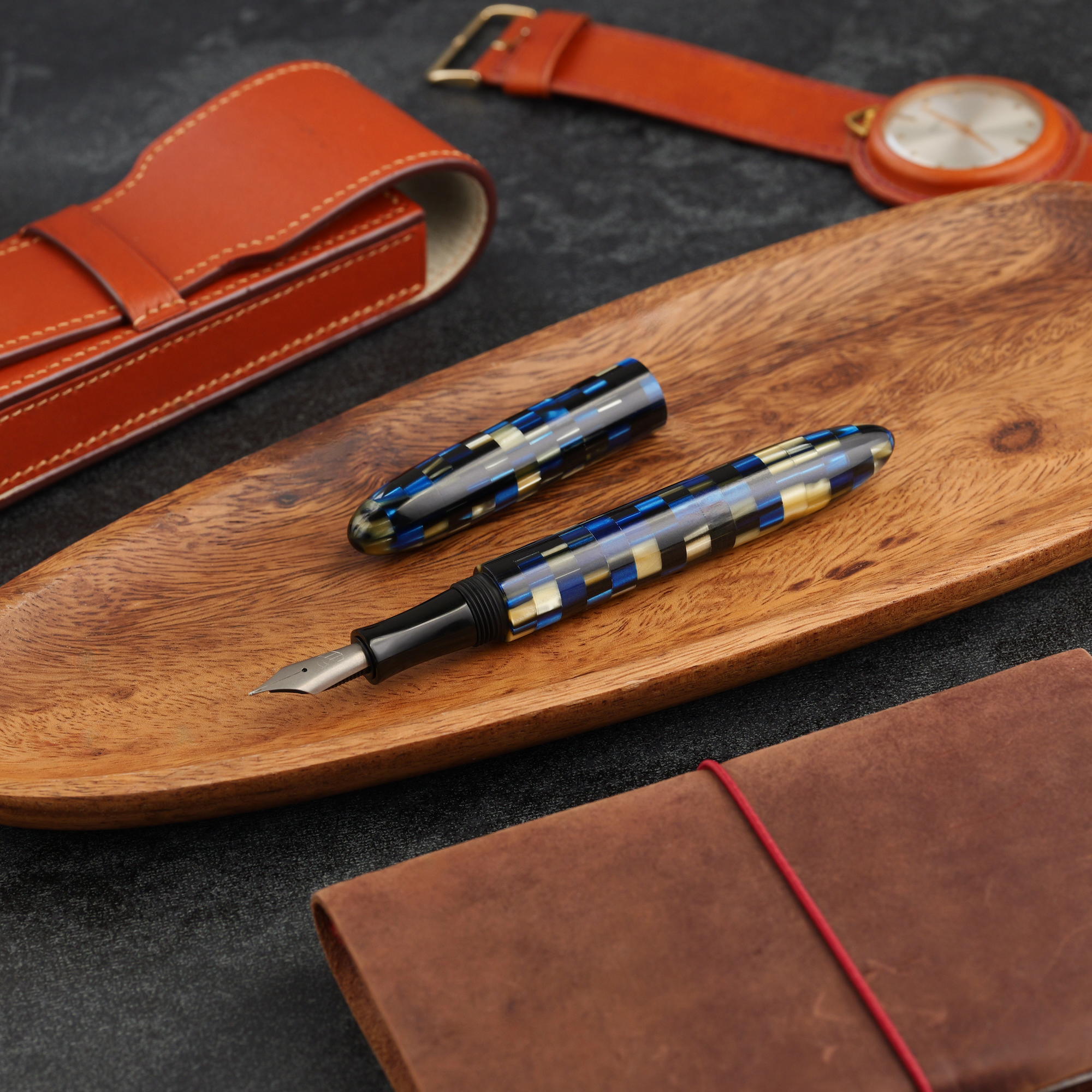 Minimalizm - żywica - tytanowa stalówka