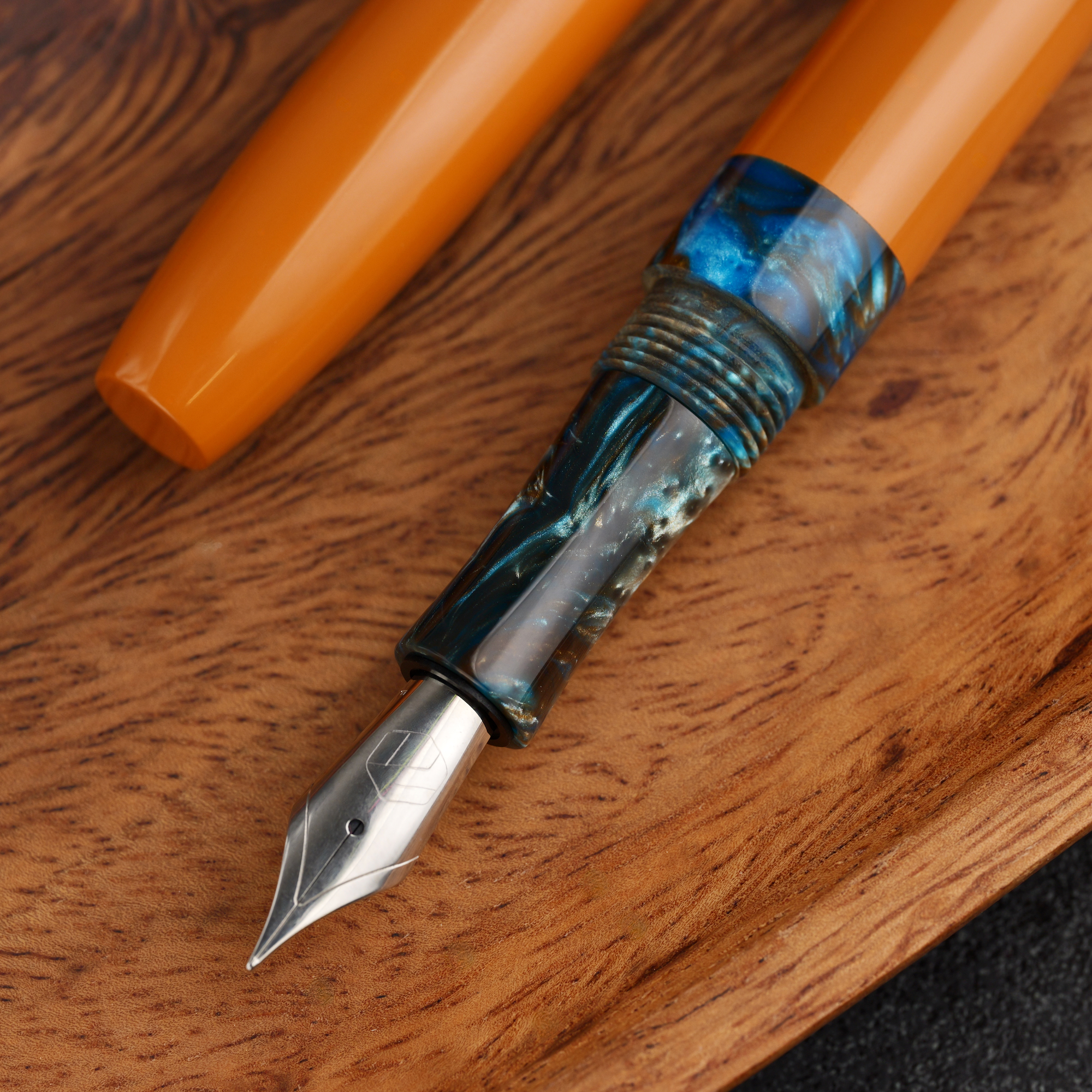 Pasek - żywica - ebonit