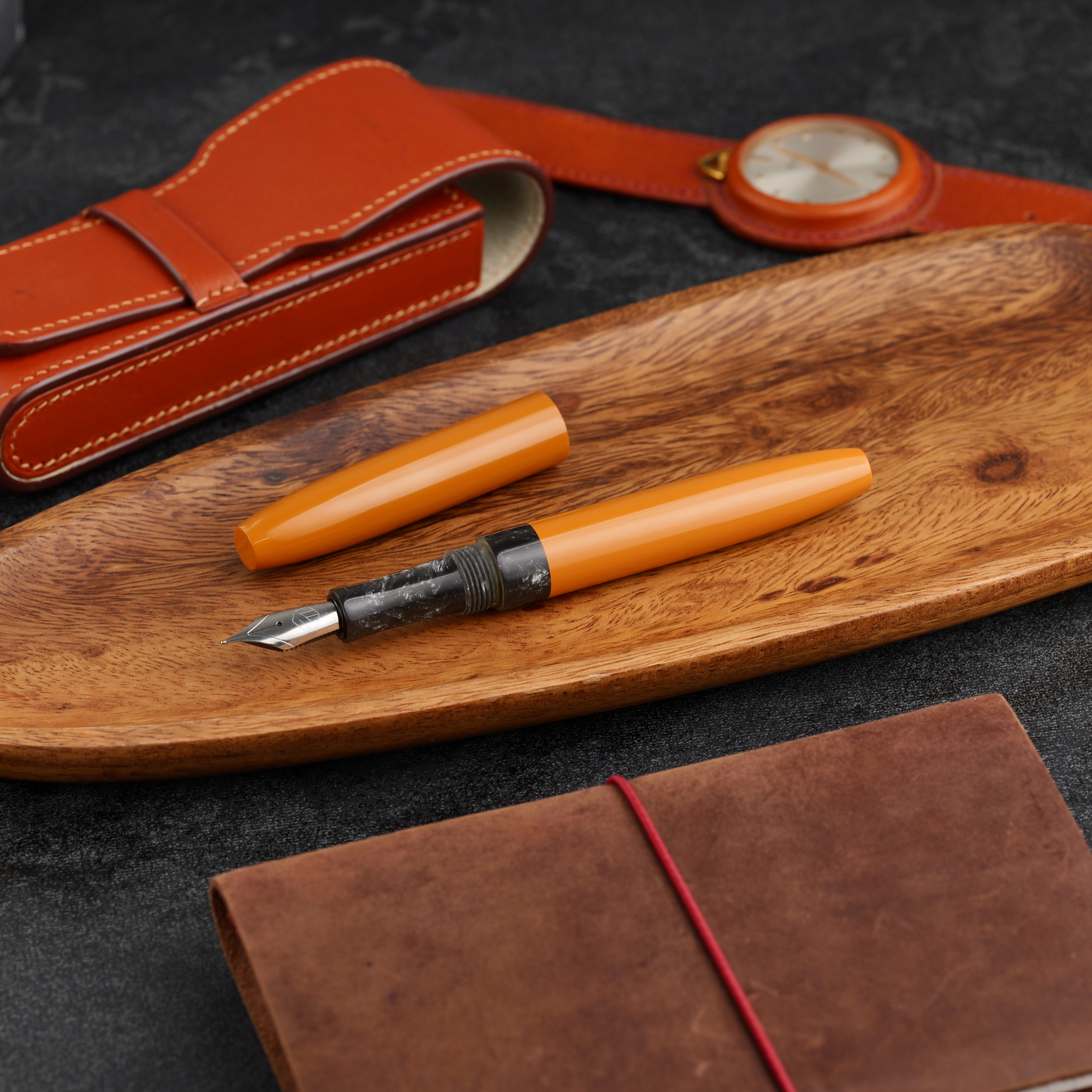 Pasek - żywica - ebonit