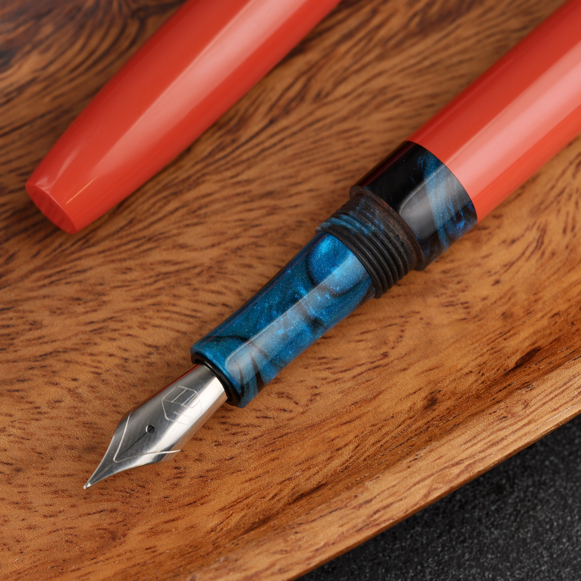 Pasek - żywica - ebonit