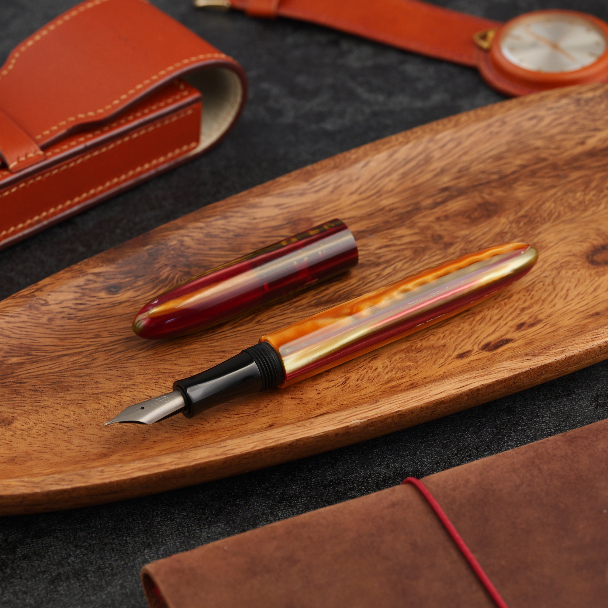 Minimalizm - żywica - tytanowa stalówka