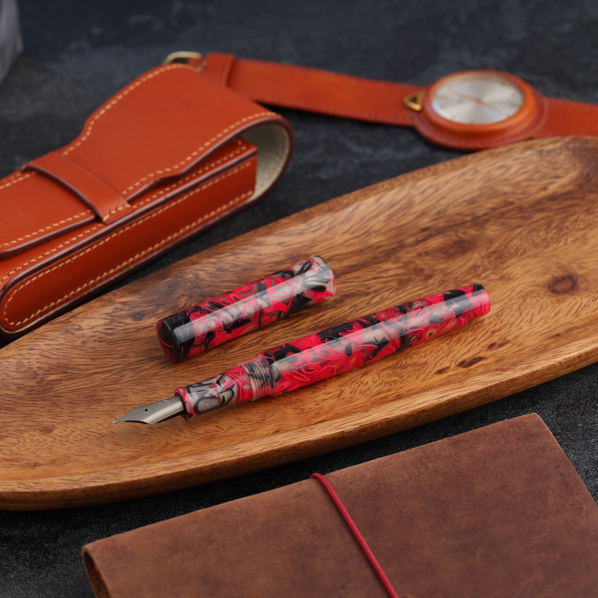 Transparentna żywica - tytanowa stalówka