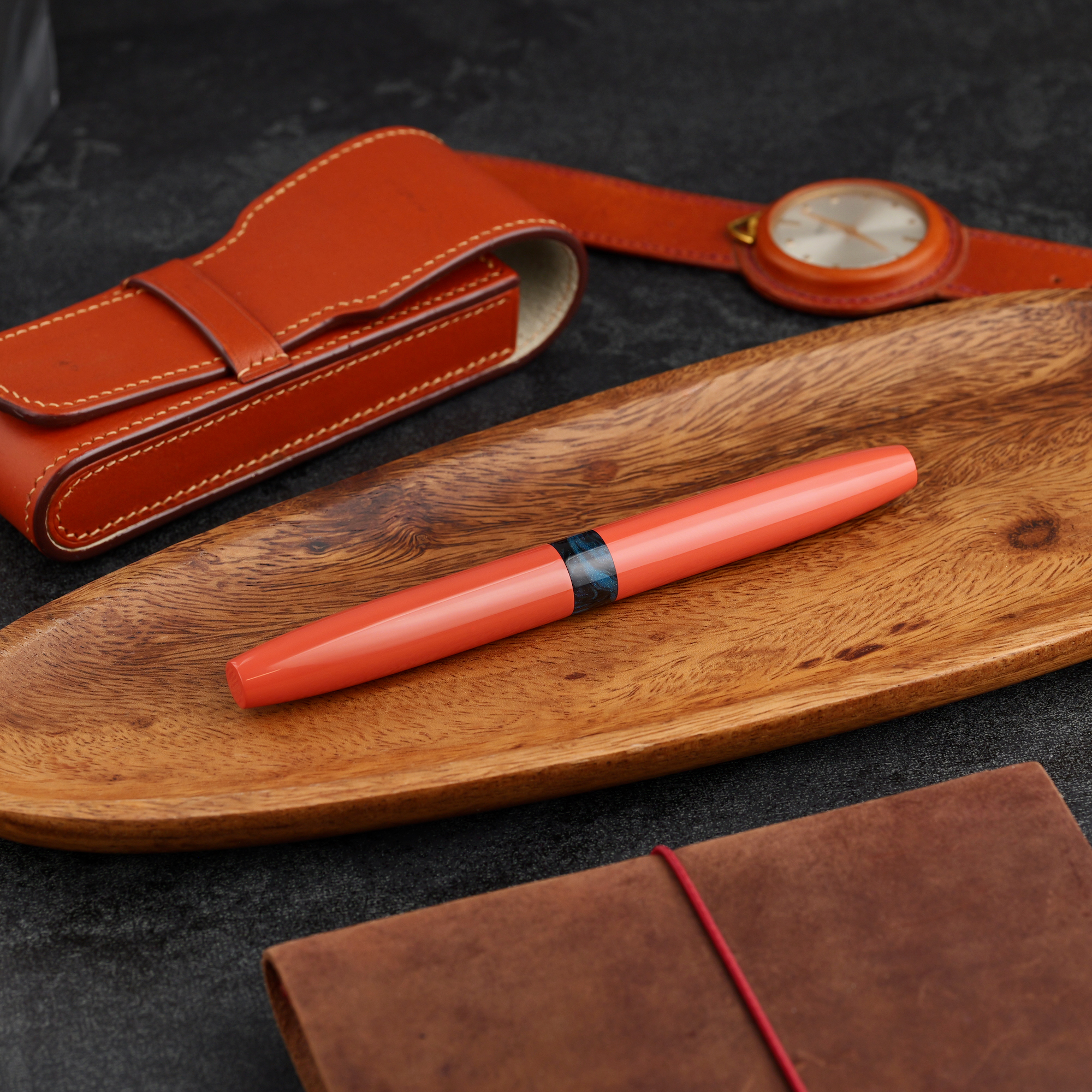 Pasek - żywica - ebonit