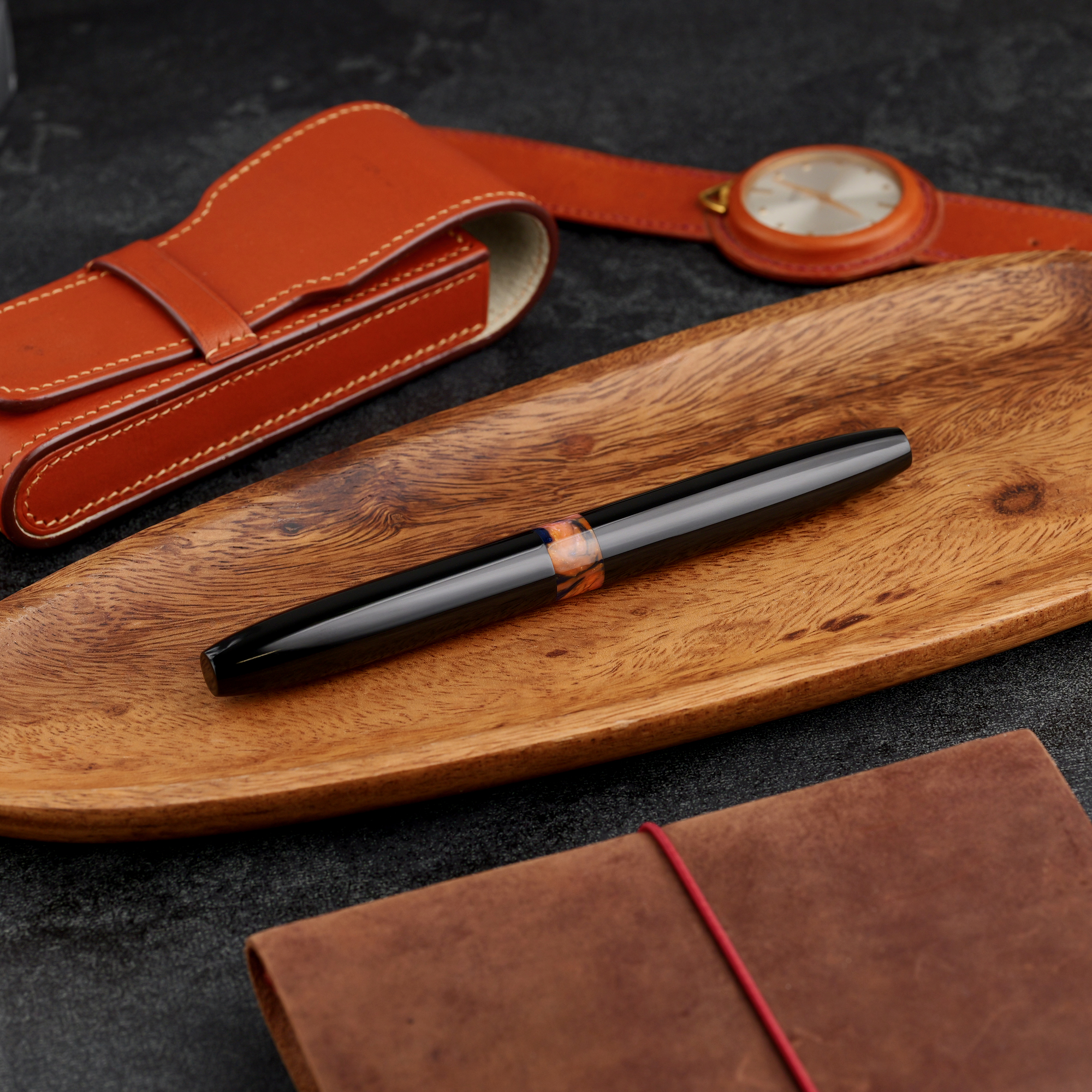 Pasek - żywica - ebonit