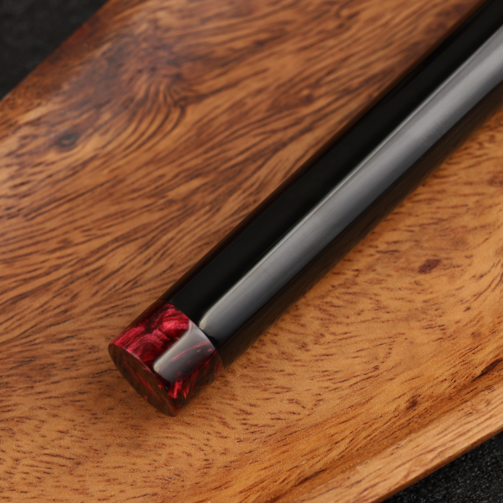 Tuba - ebonit - złota stalówka - mosiądz