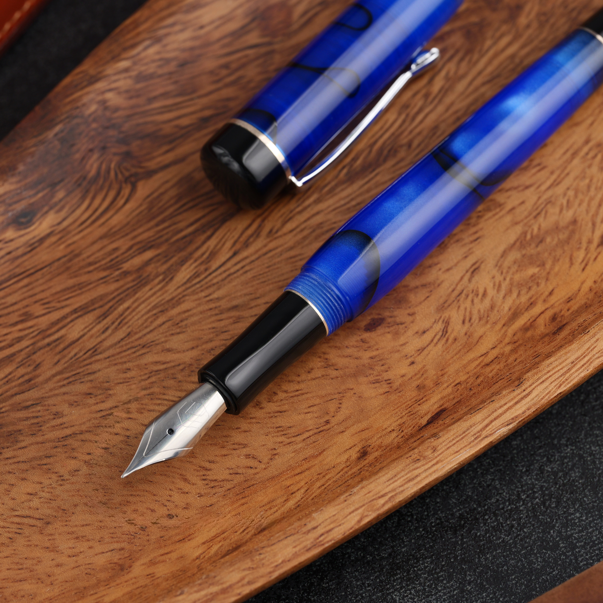 Dome - żywica - srebro