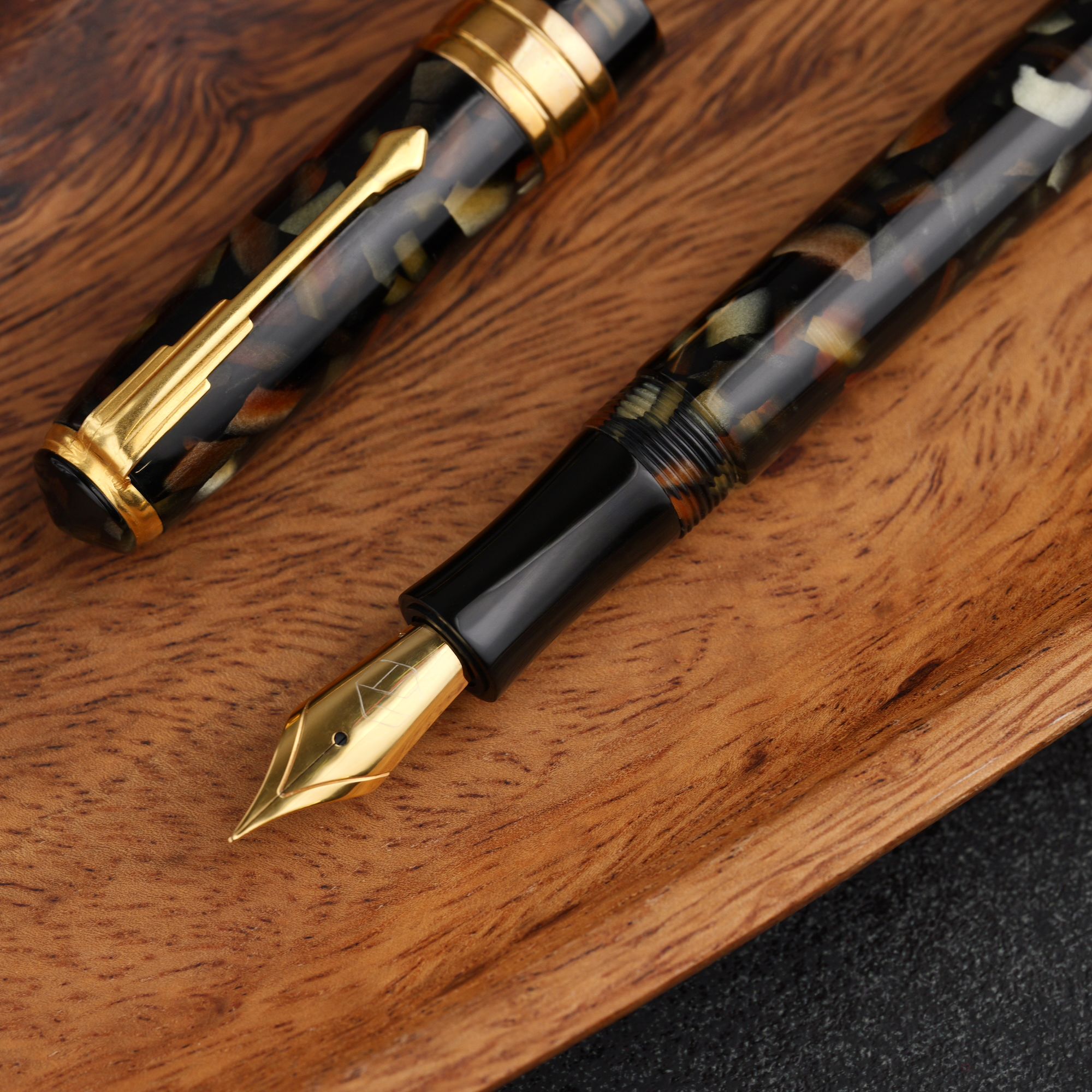  Jewel - żywica - mosiądz