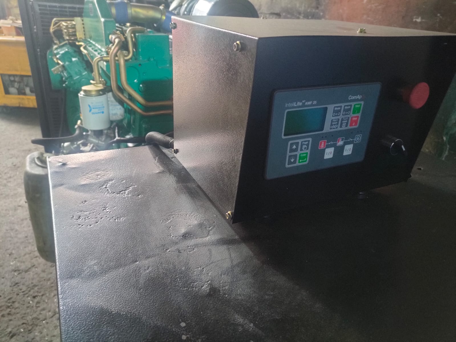 Planta con motor cummins 6bt Generador kohler