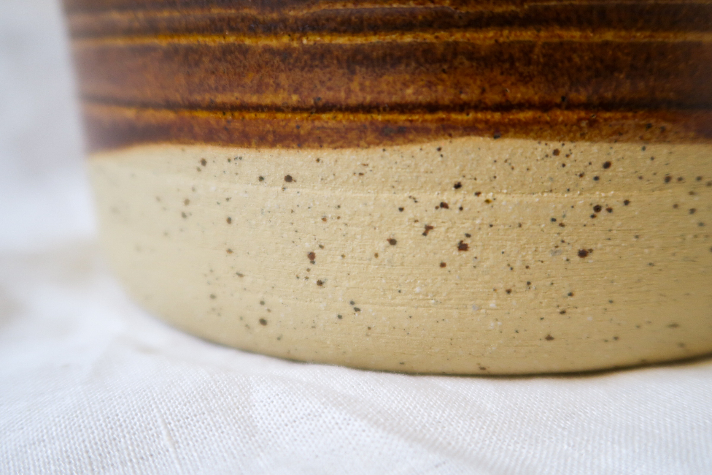 Bloempot 'subtle earth'