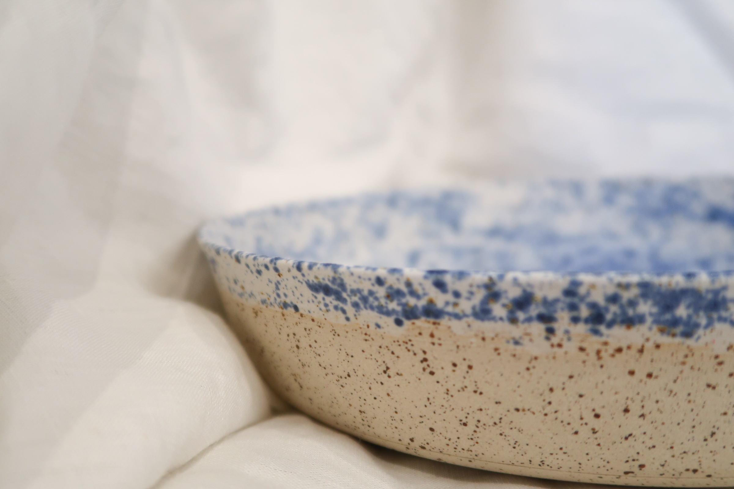 Schaal "blue whispers"