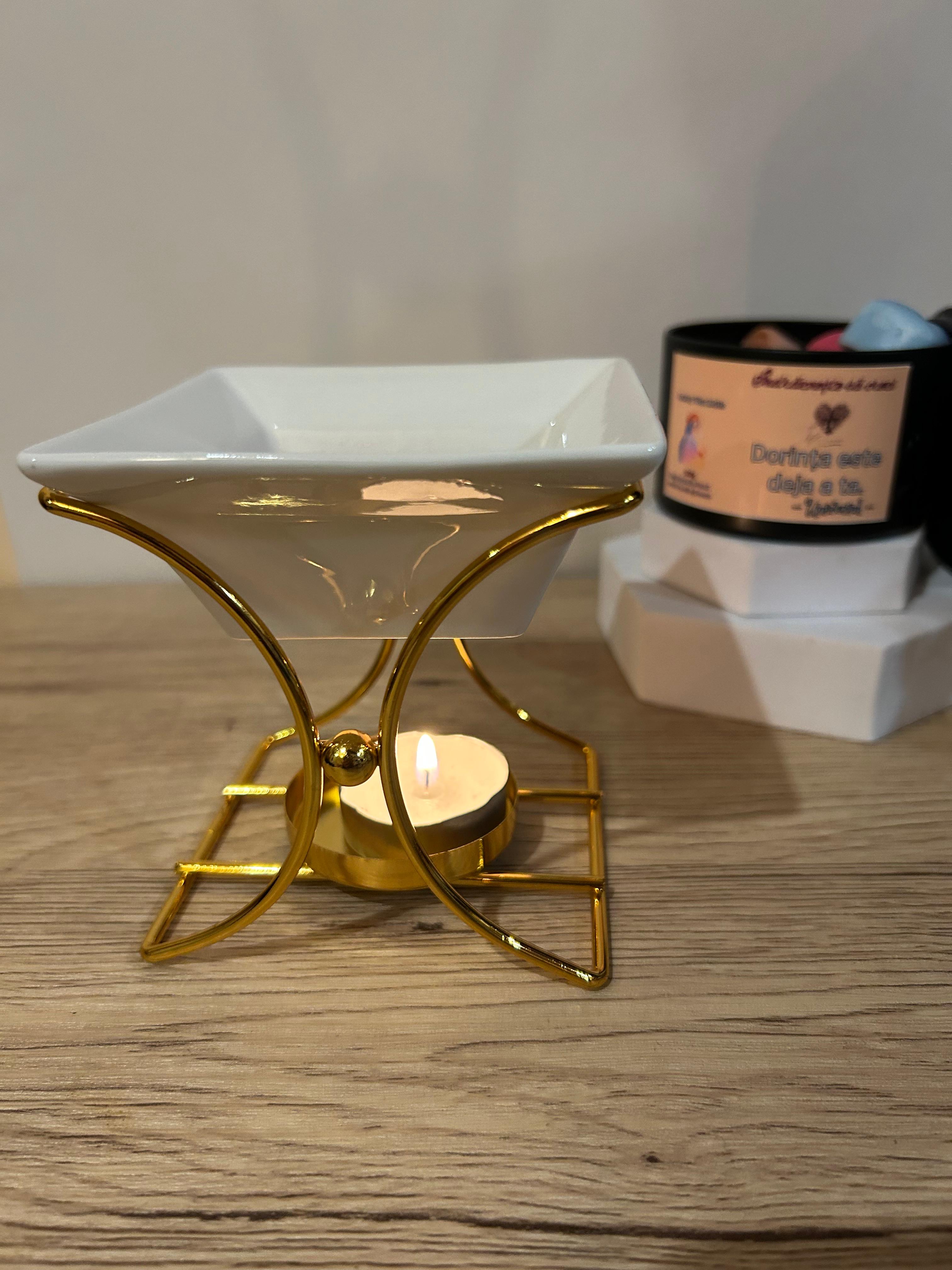 Difuzor Aromaterapie Vas Ceramic Alb cu suport auriu
