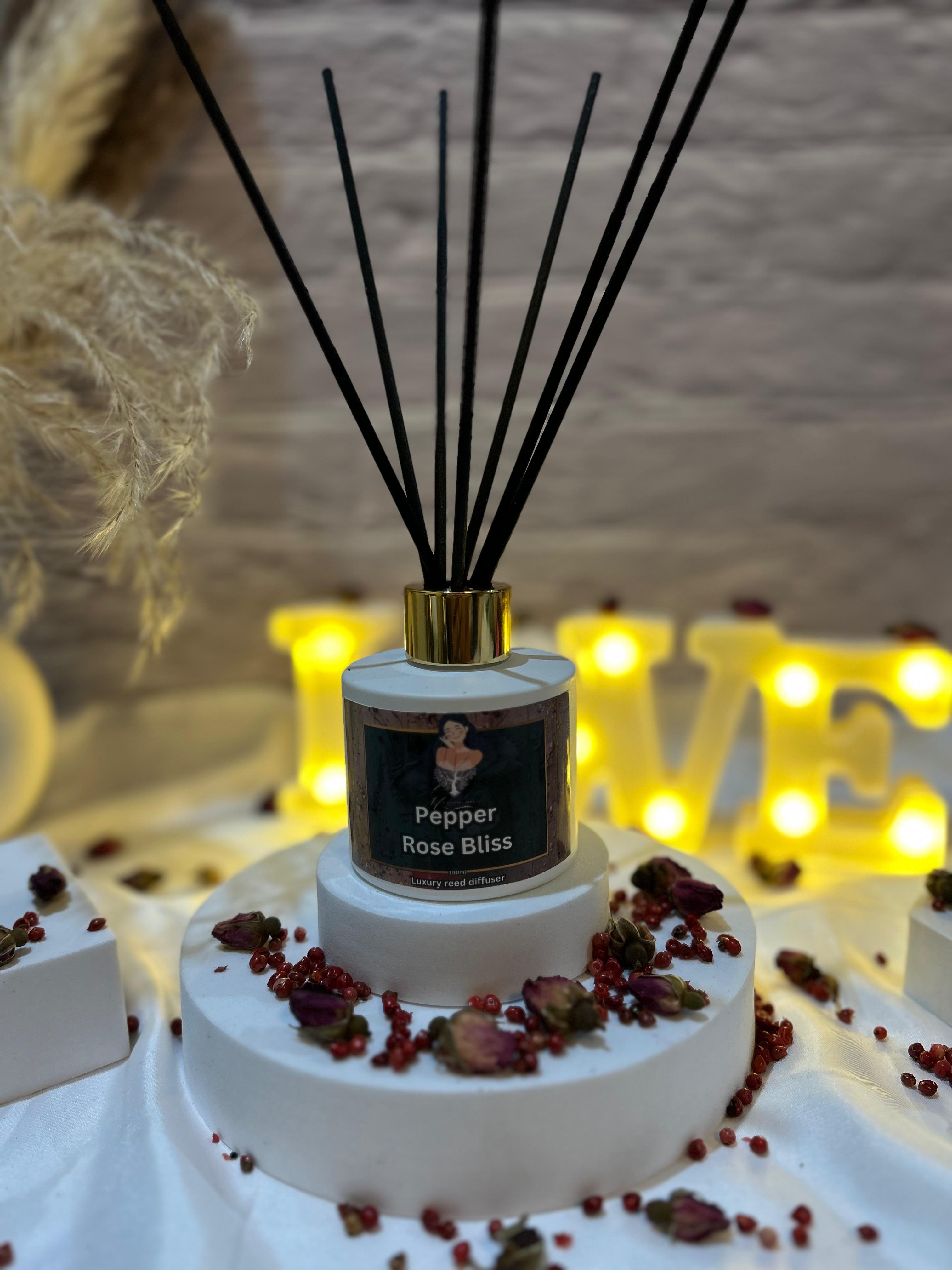 Odorizant de cameră cu bețișoare,Pepper Rose Bliss, 100 ml