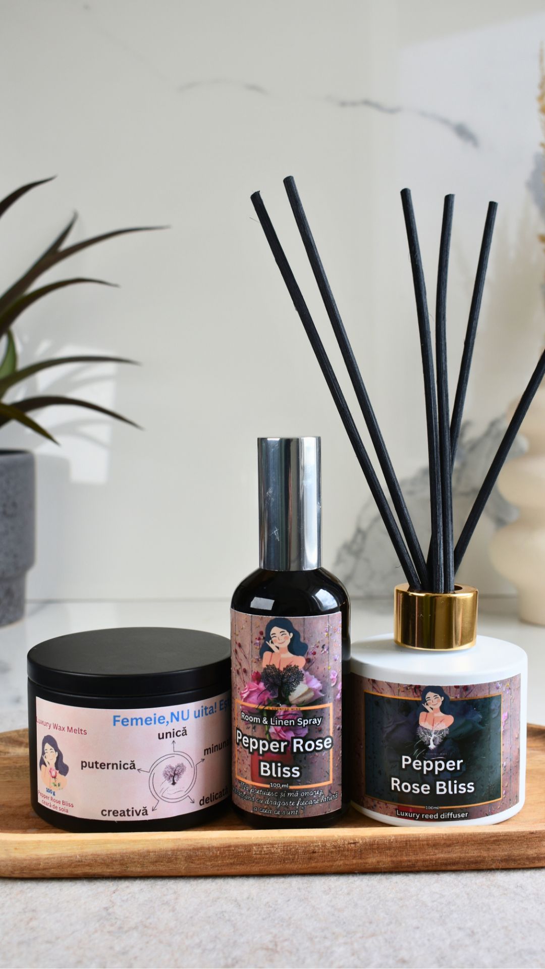 Setul Pepper Rose Bliss -wax melts,room&linen spray și odorizant cu bețisoare