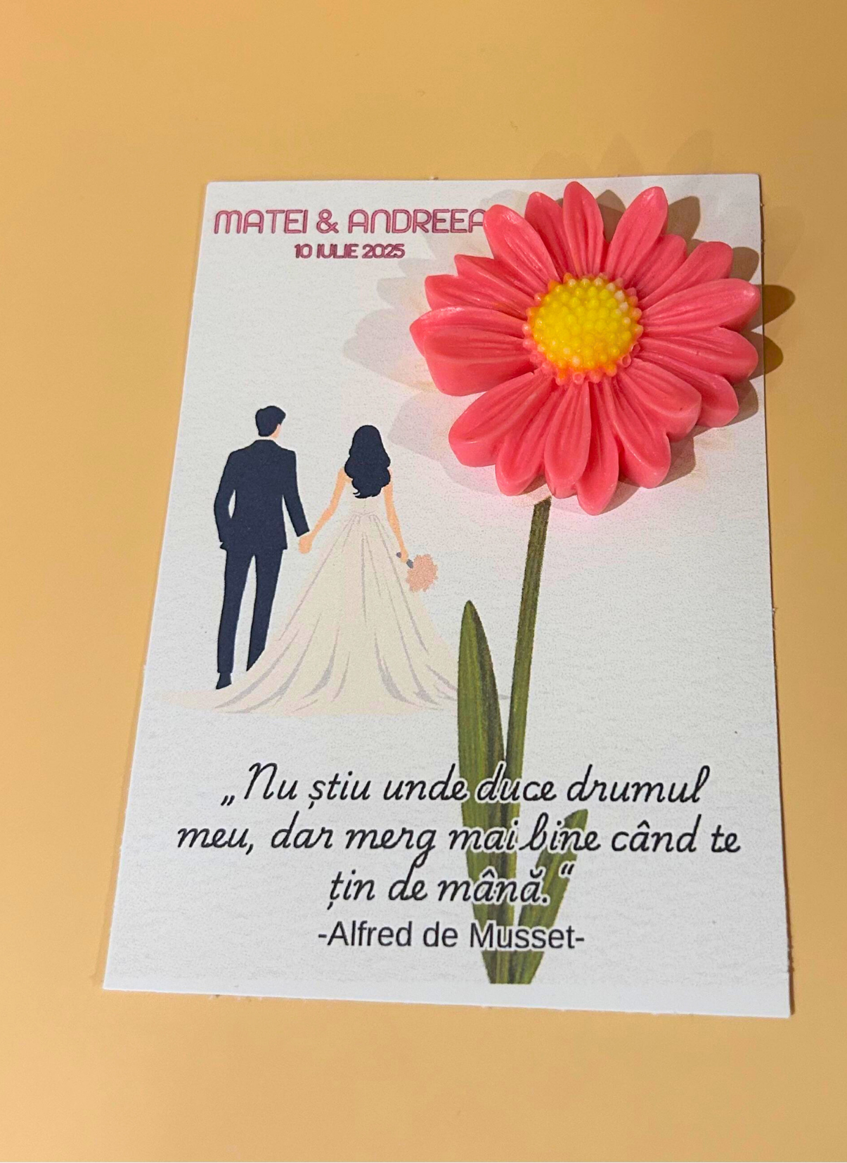 Marturii personalizate felicitare cu floare din ceara