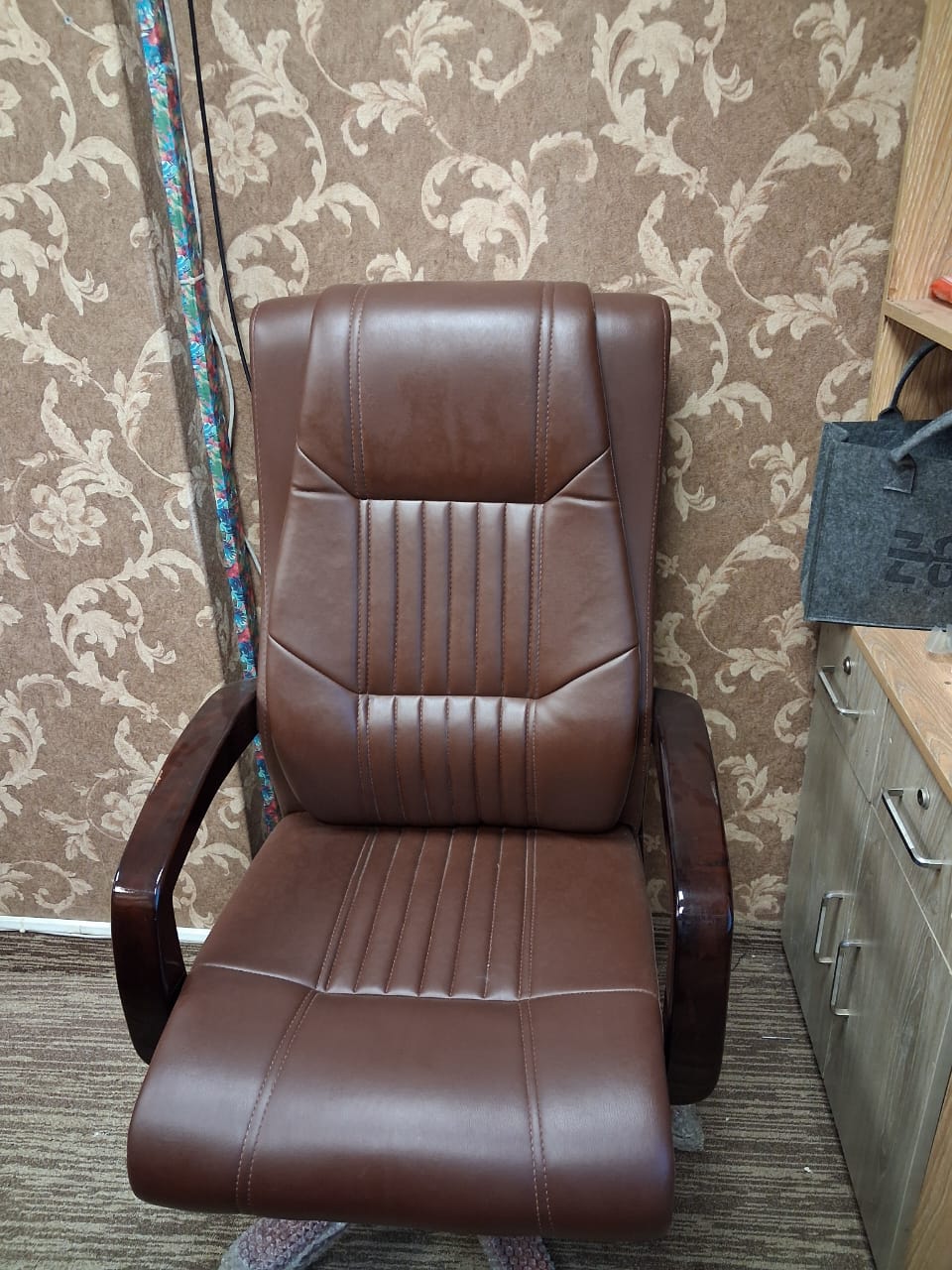 Executive Office Chair