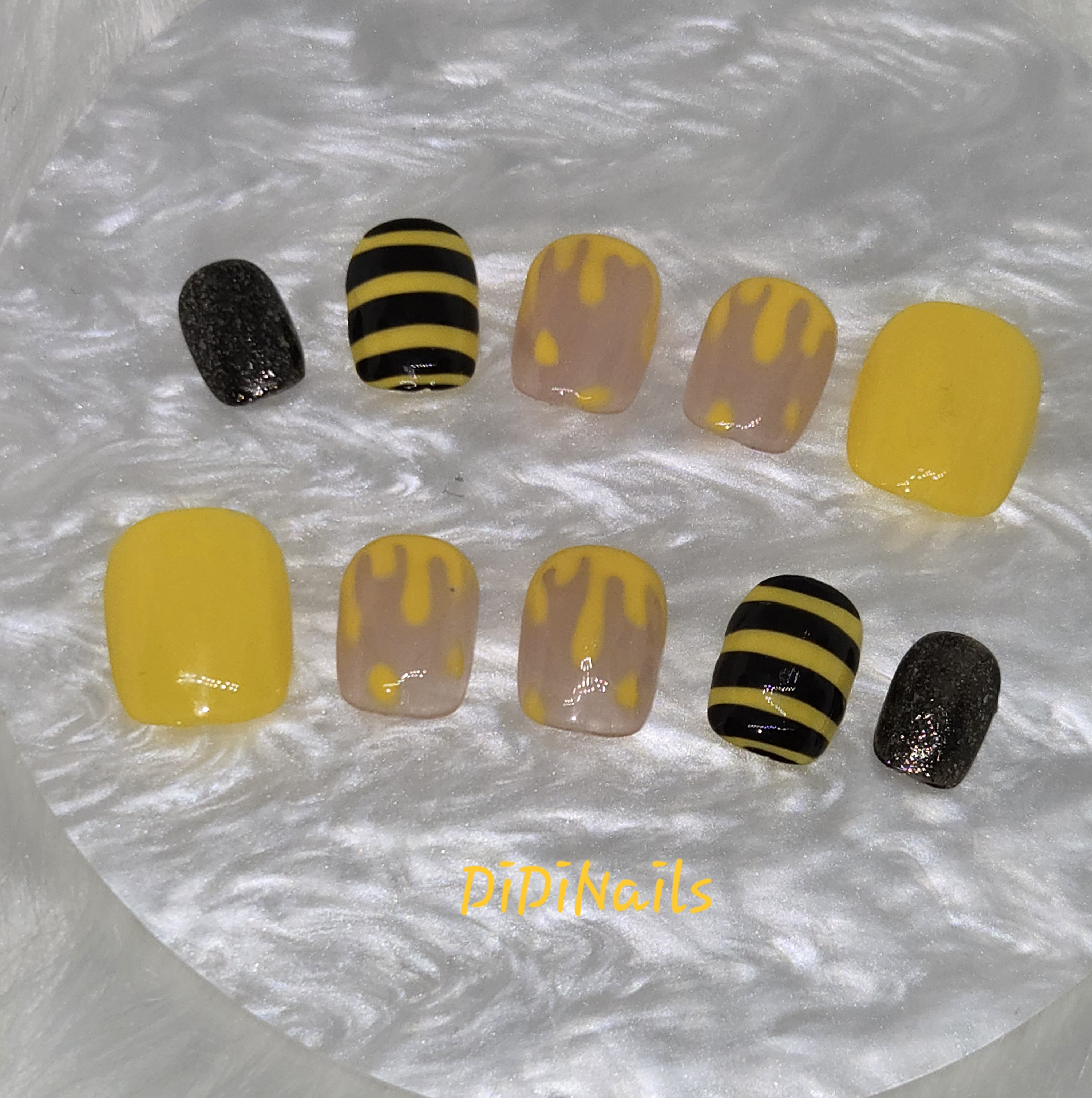 Le miel et les abeilles