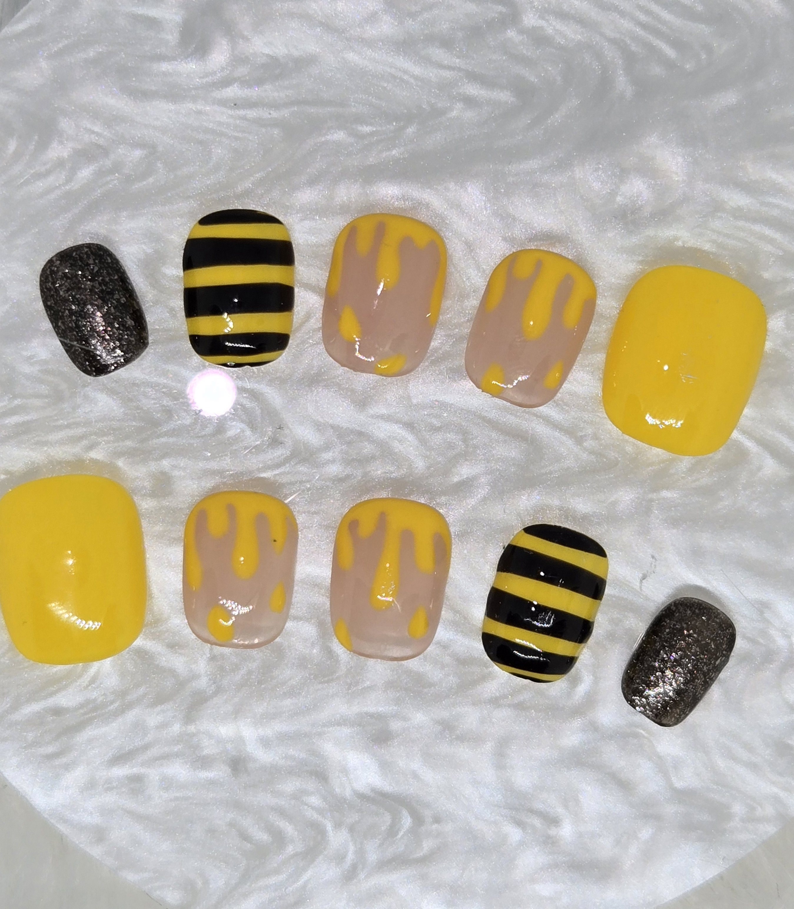 Le miel et les abeilles