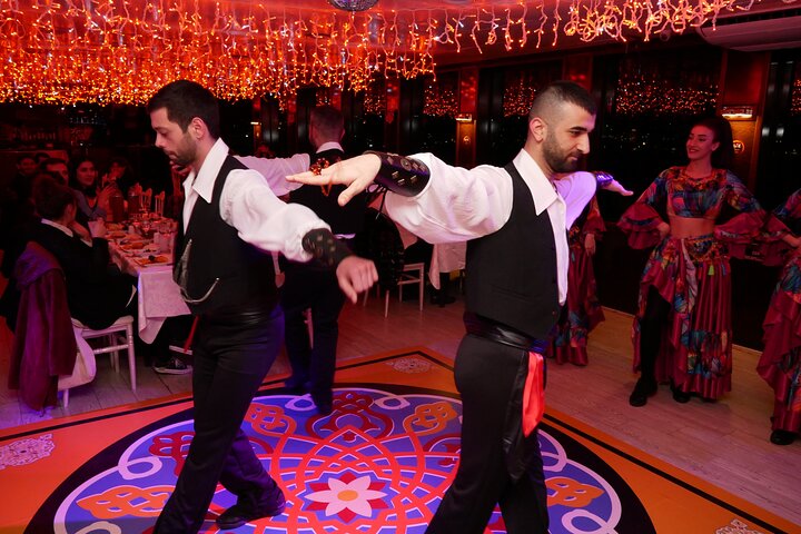 Dinner Cruise On The Bosphorus Unlimited Drinks