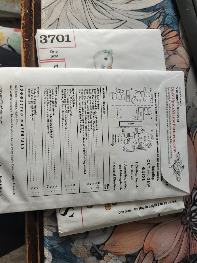 Timeless Vintage Patterns McCall # 914 Raggedy Ann and Andy Dolls Pattern