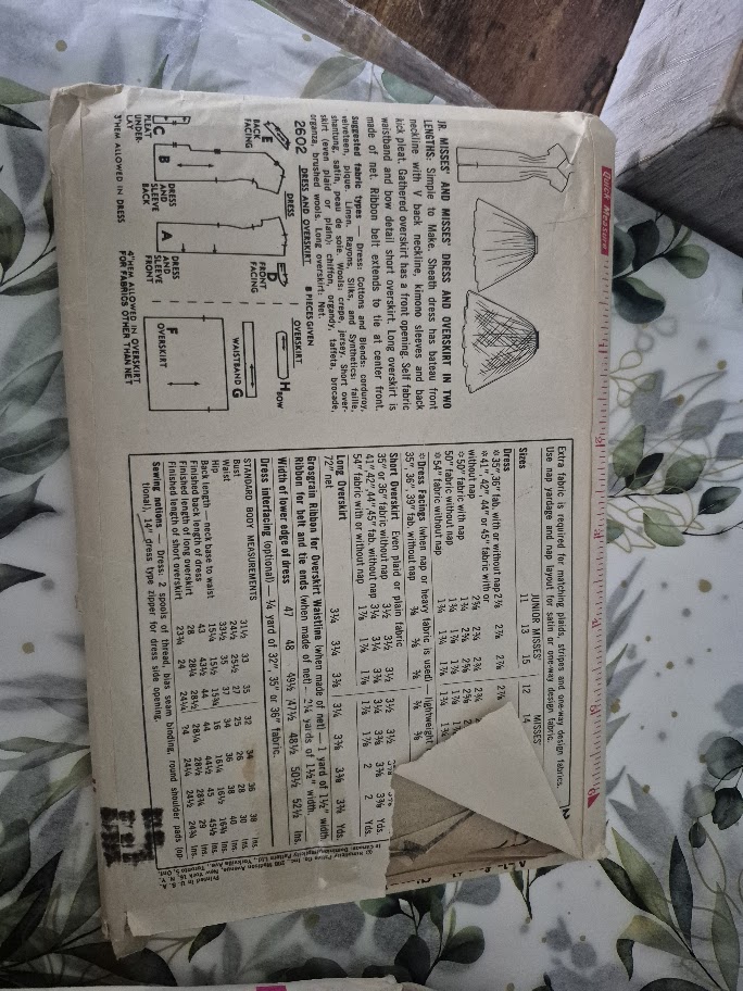 Simplicity Pattern 2602 Size Junior 13 Bust 33