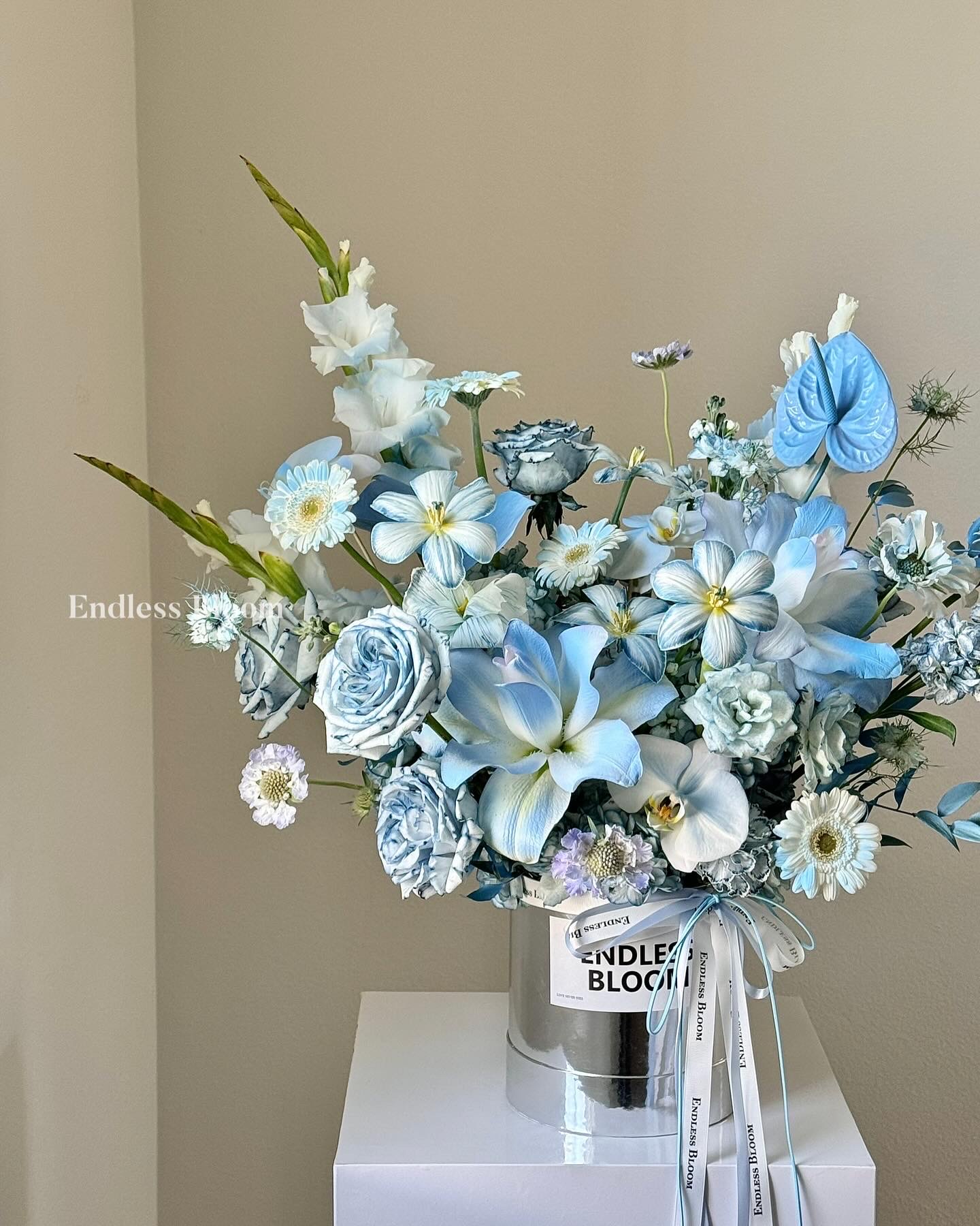 Light Blue Flower Box 蓝色系抱抱桶
