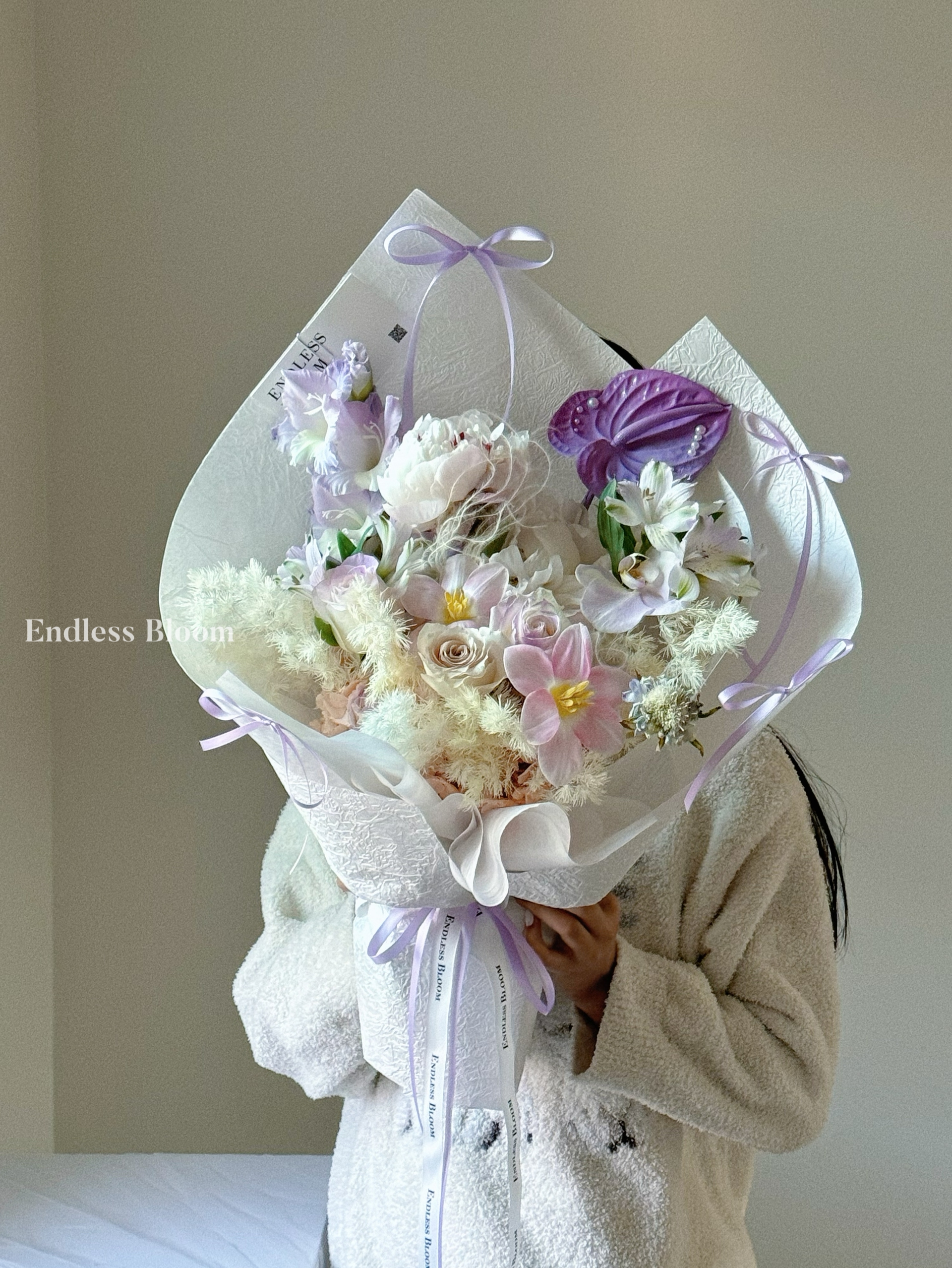 Light Purple Flower Bouquet (Large) 淡紫色混搭花束大号