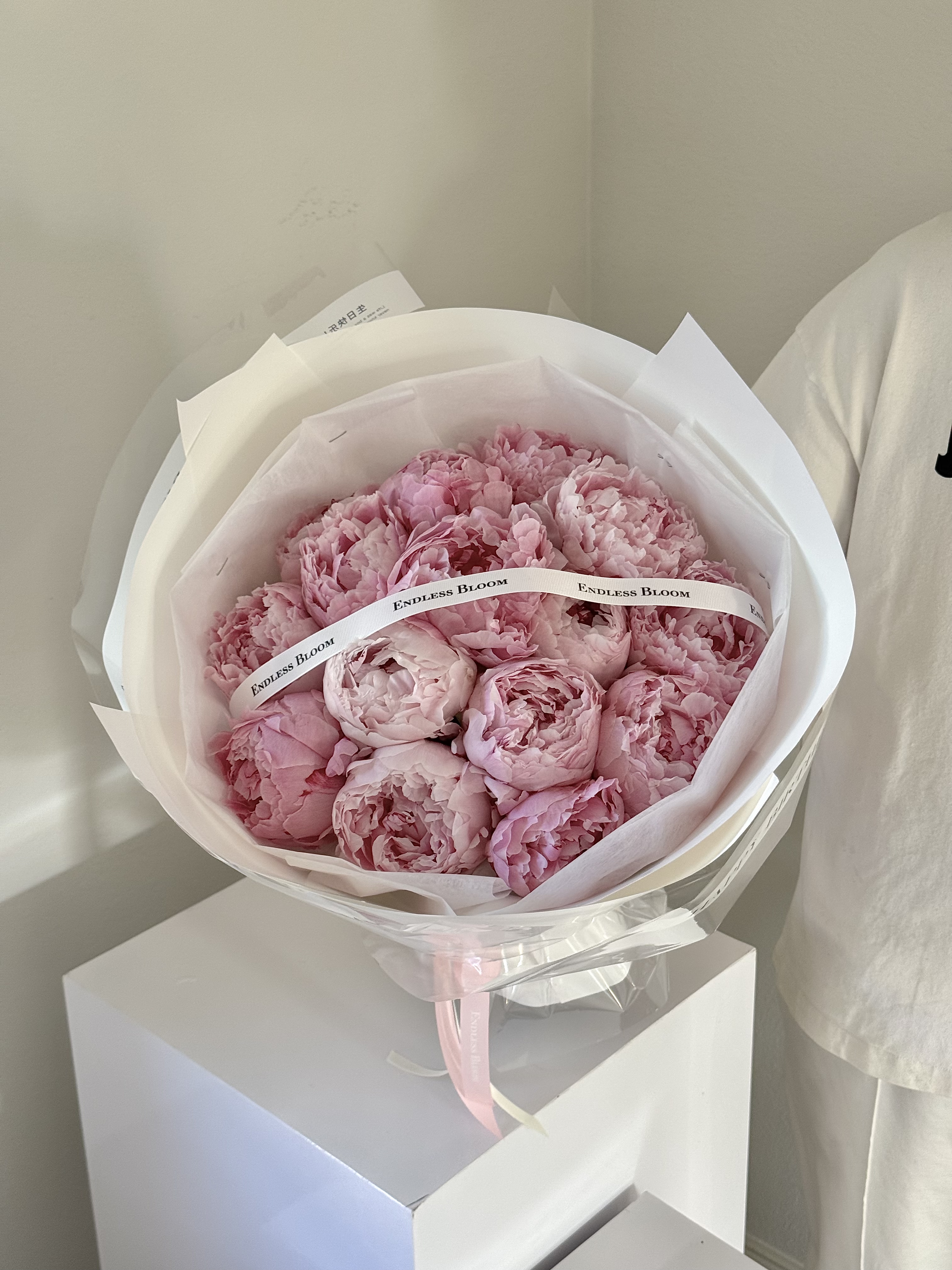 15 Penoies Bouquet 15枝莎拉芍药花束