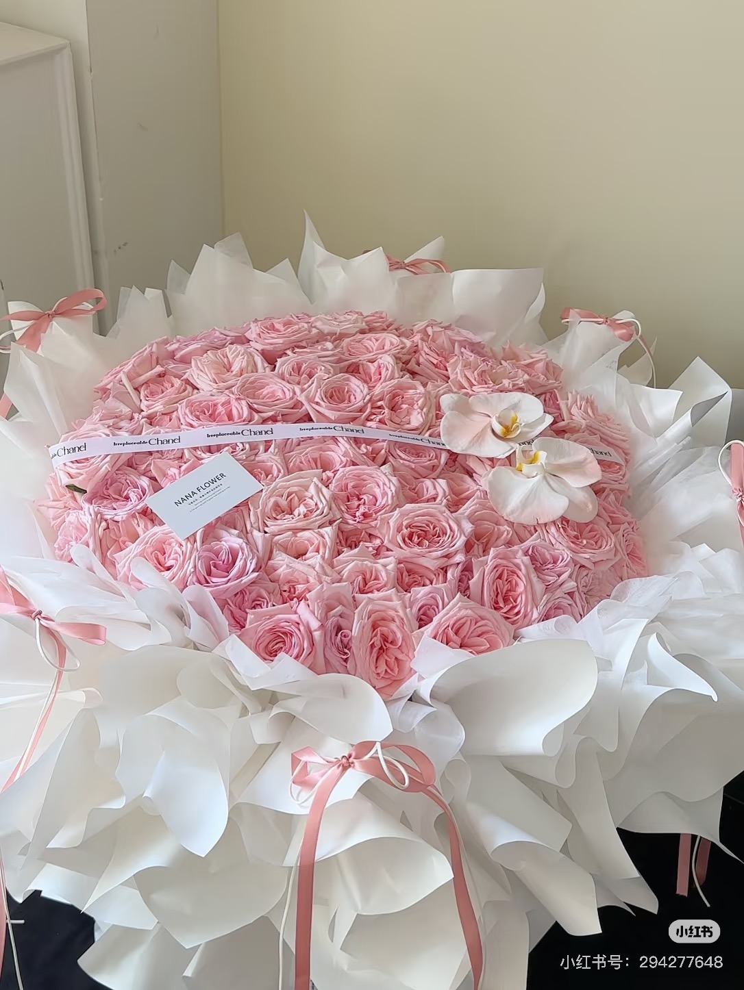 99 Roses with 2 Ballons 99枝玫瑰花束（配2个氦气球）