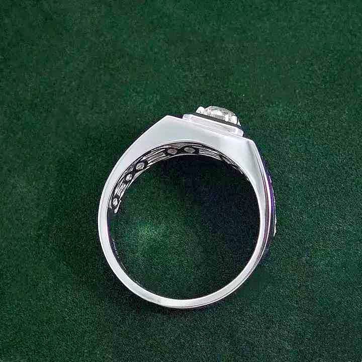 Diamond ring