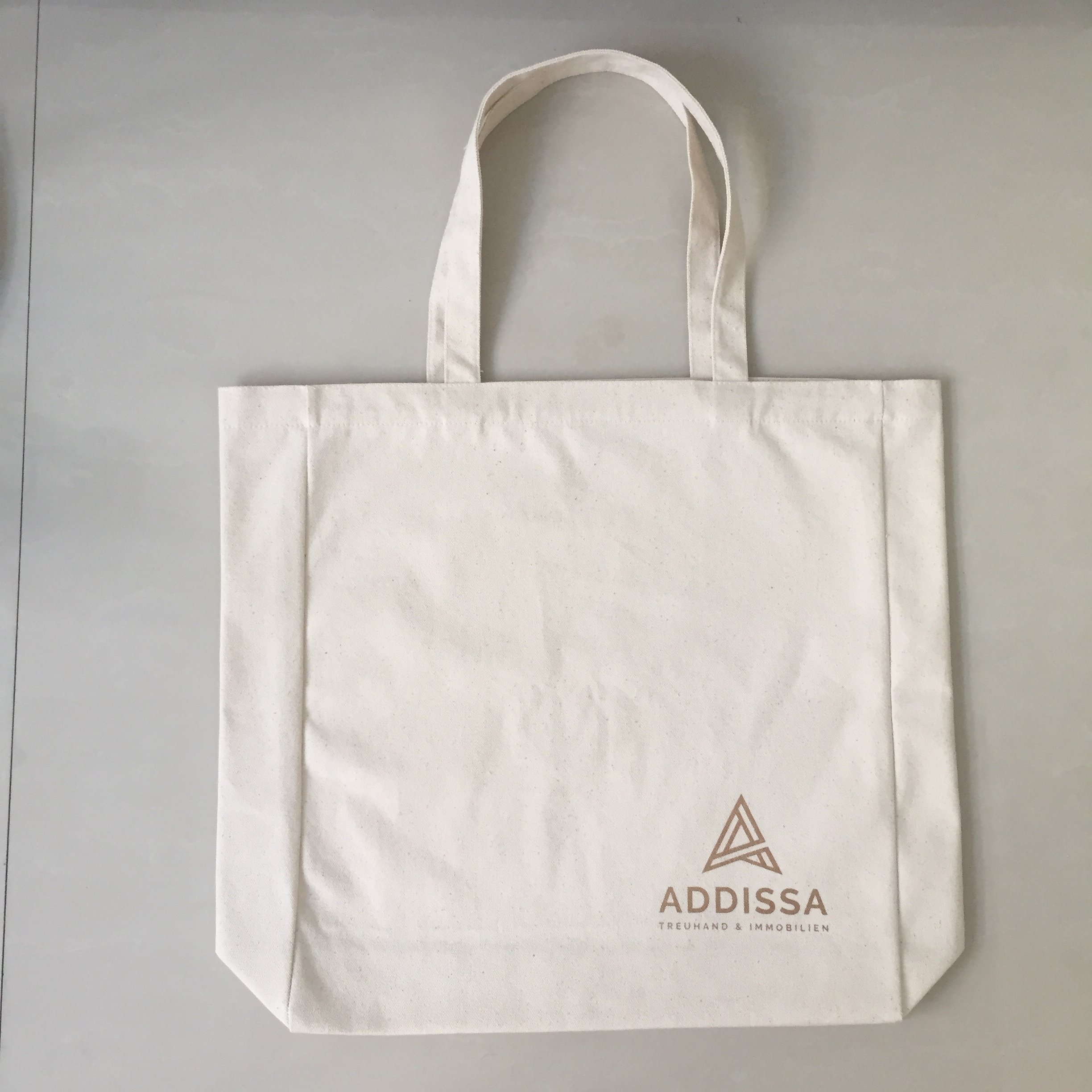 Eco-friendly Cotton Tote Bag With Silk Screen Logo in Gold