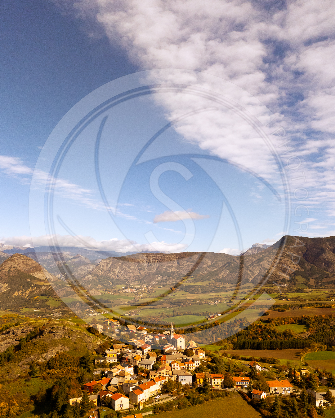 Turriers, lumière d'automne