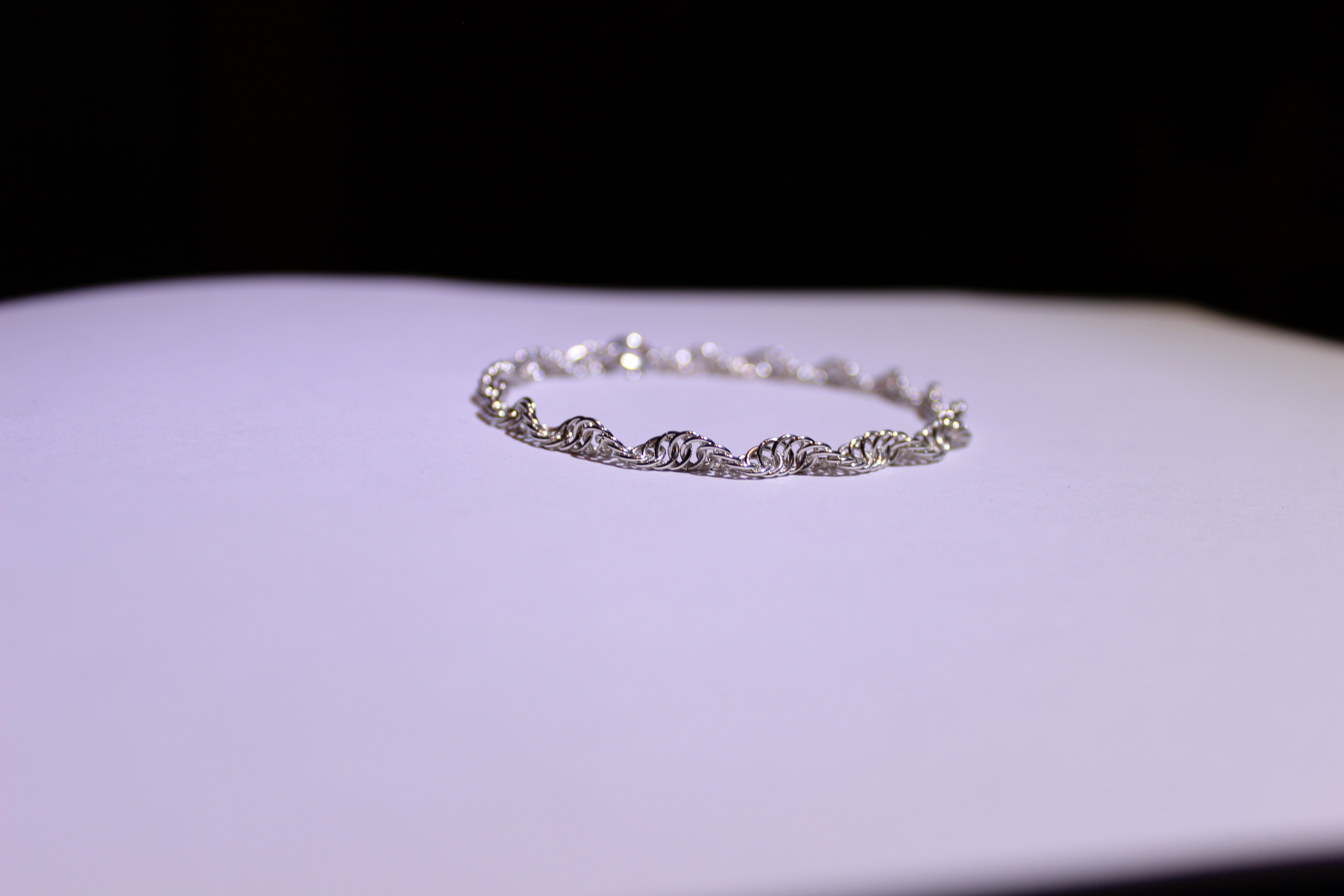 Elegant Sølv DNA Armbånd