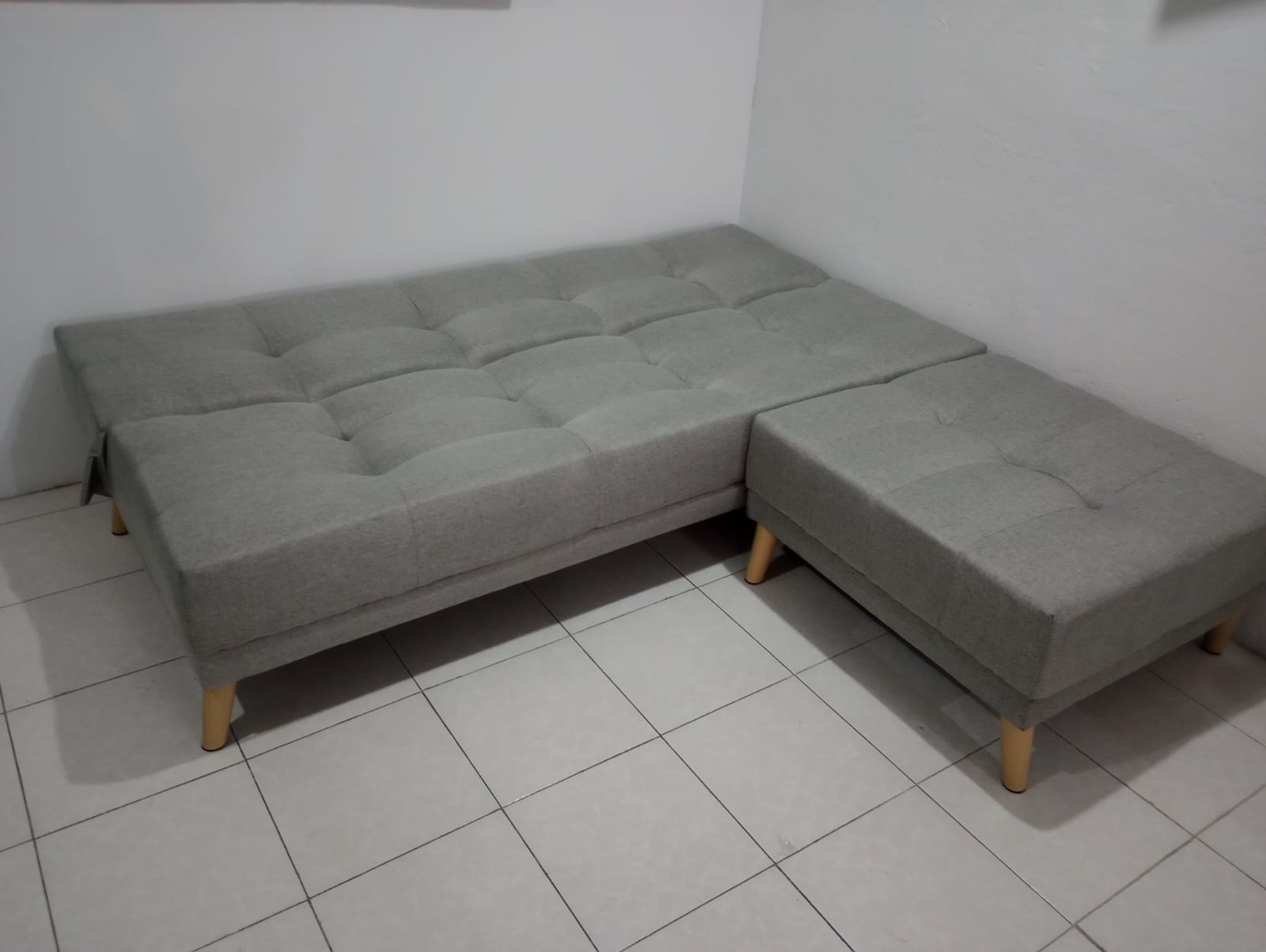 Sofá Cama Individual Japandi con taburete