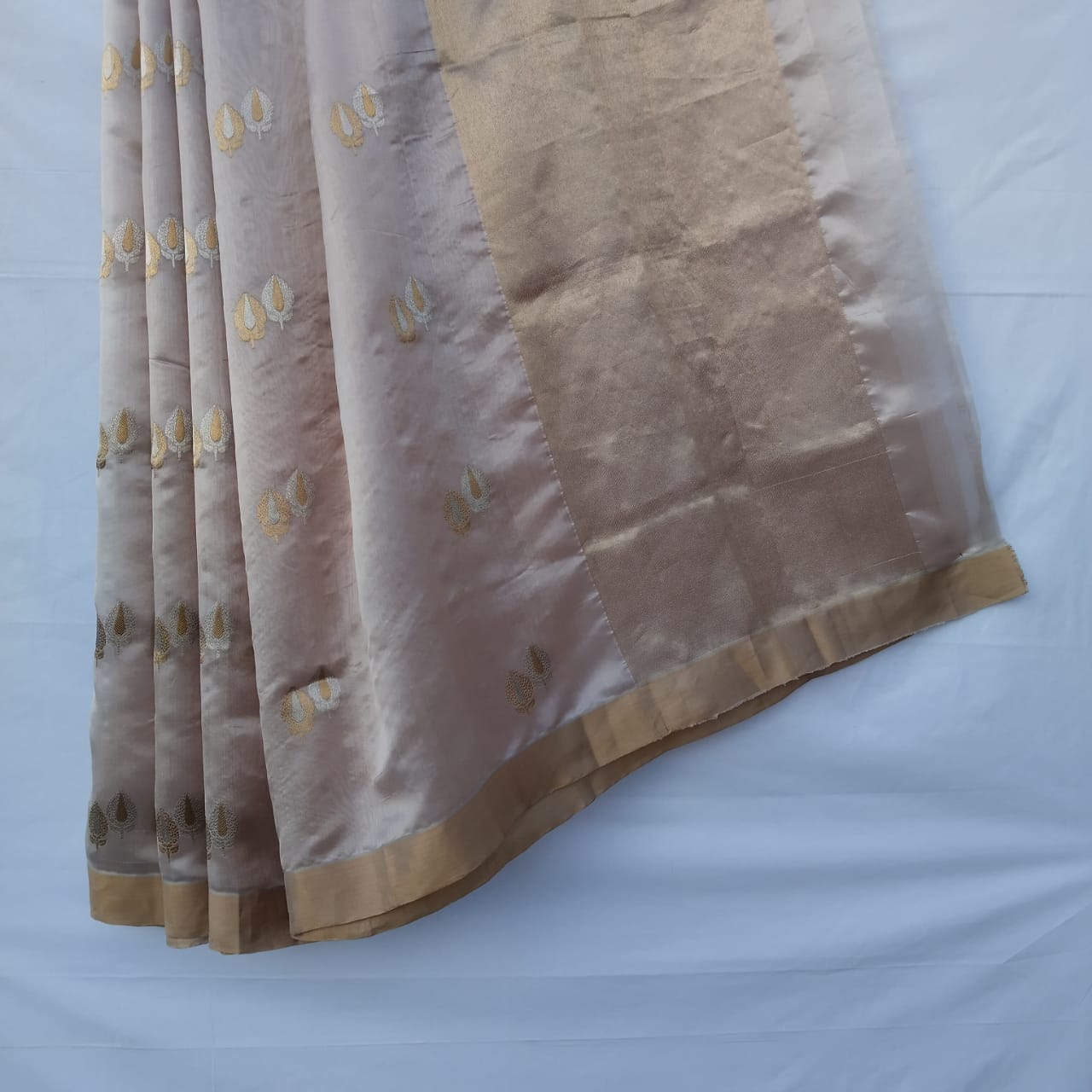 Chanderi Silk Saree ( Golden color )