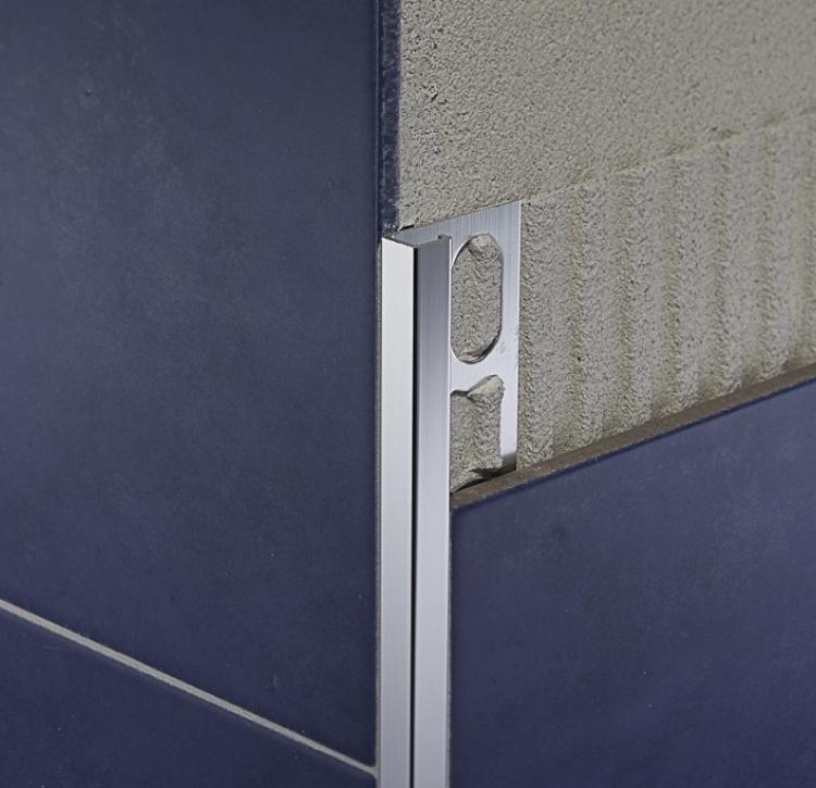 Aliuminis SILVER POLIRUOTAS, Q forma, H4.5 - 12.5mm, L2700 mm