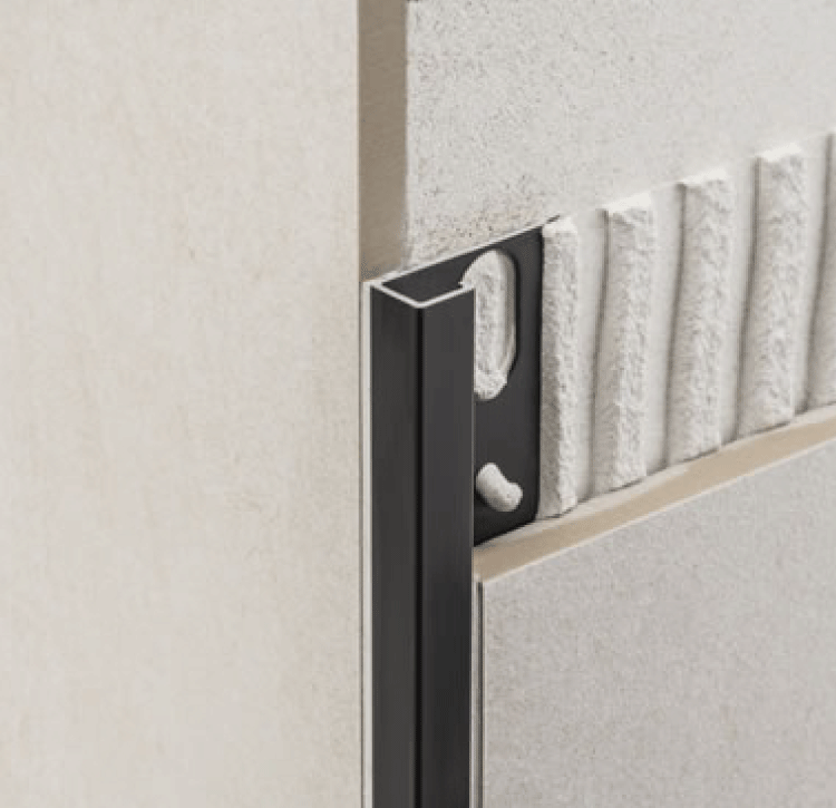 Anoduotas JUODAS aliuminis, Q forma, H8 - 12.5mm, L2700 mm