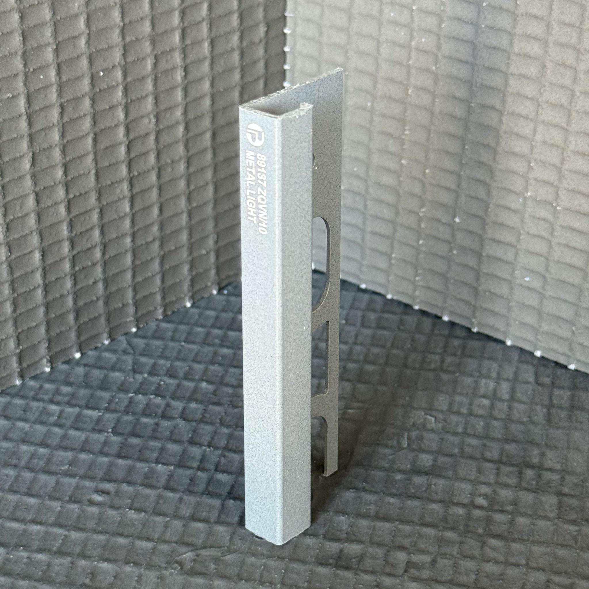 Aliuminis METAL LIGHT, Q forma, H10 - 12.5mm, L2700 mm