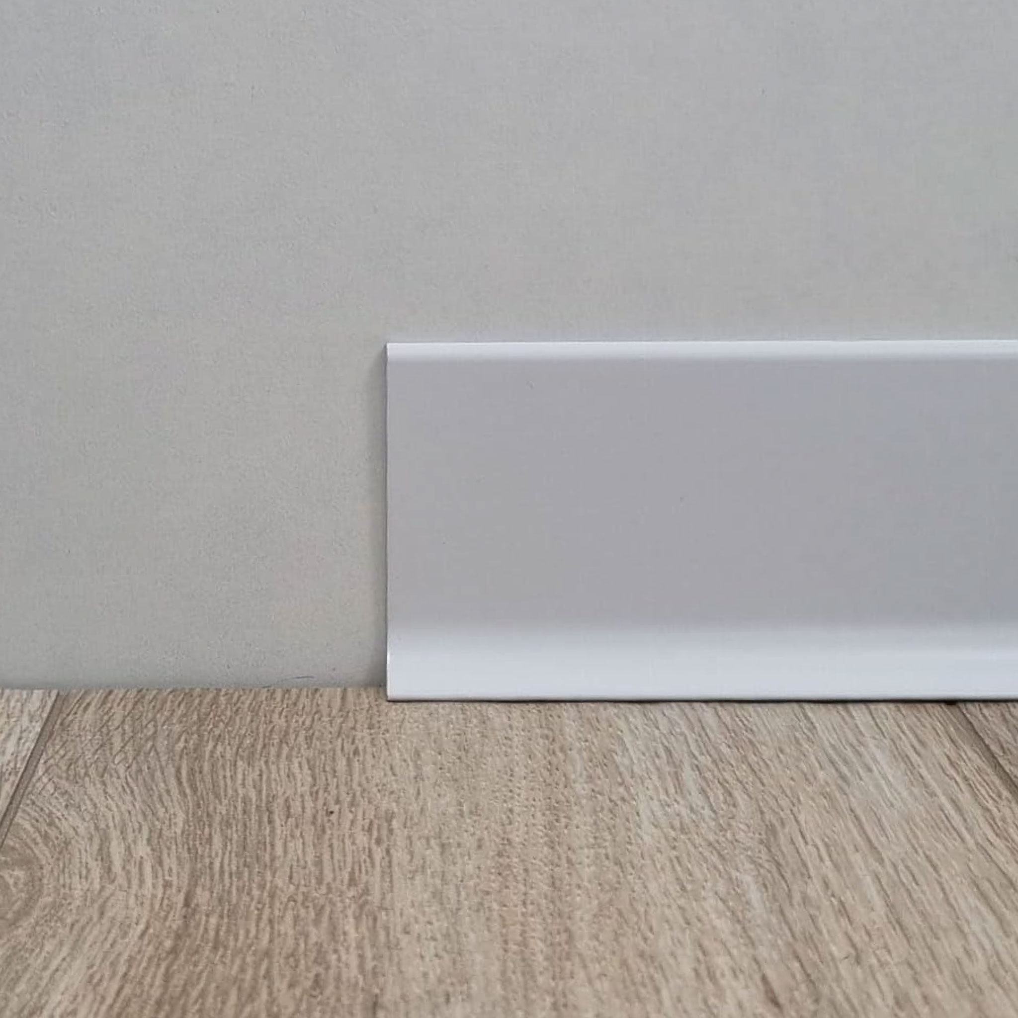 Grindjuostė METAL90, aliuminis SILVER, H40-100 mm, L2000 mm