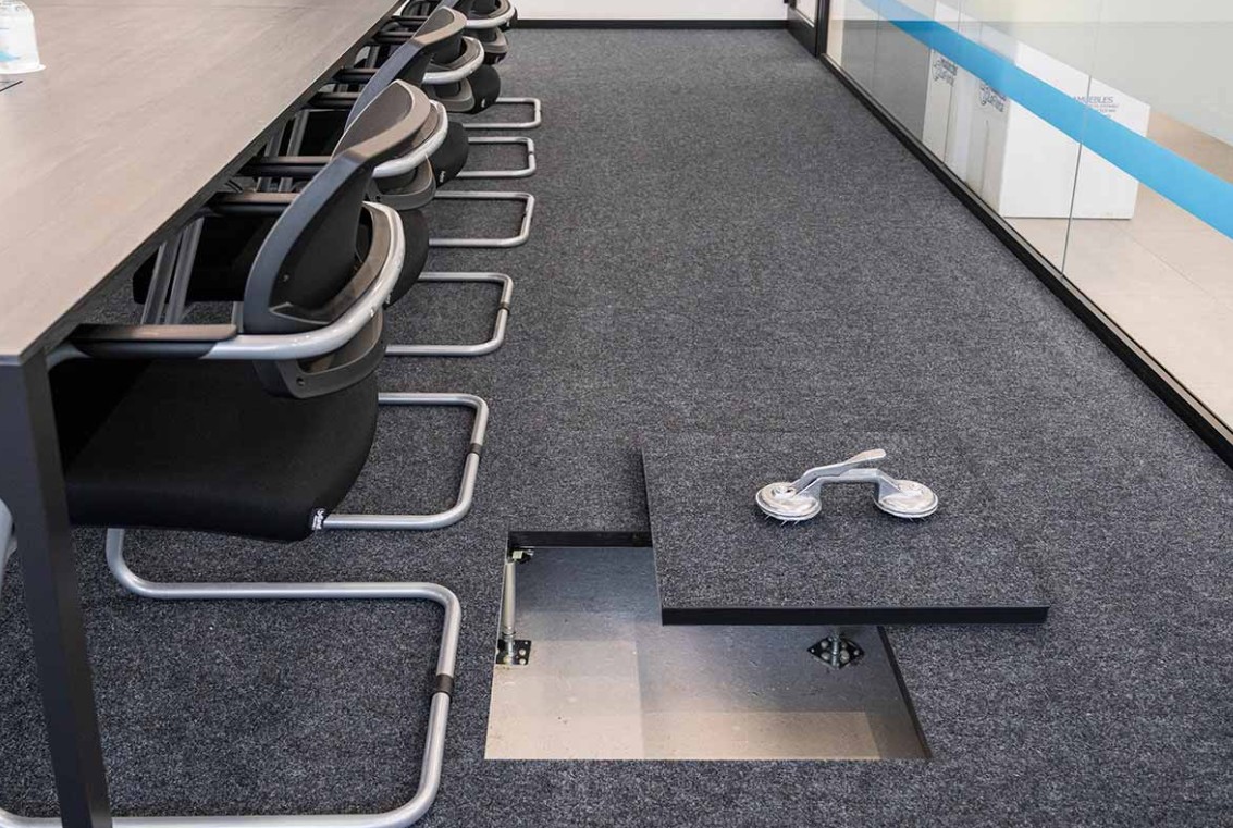 Pakeliamos grindys RAISED PAC