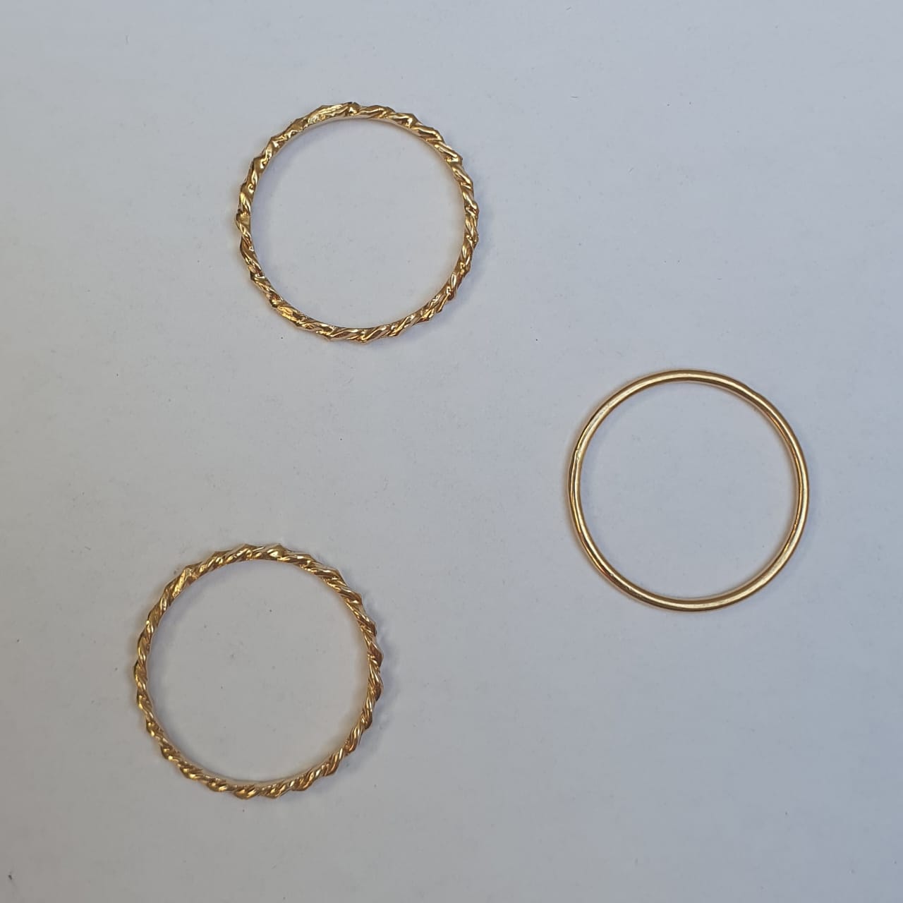 Gold Twisted Rings