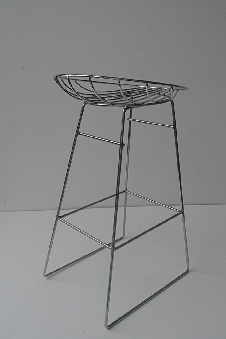 Modern Bar Wire Fruit Basket Stand