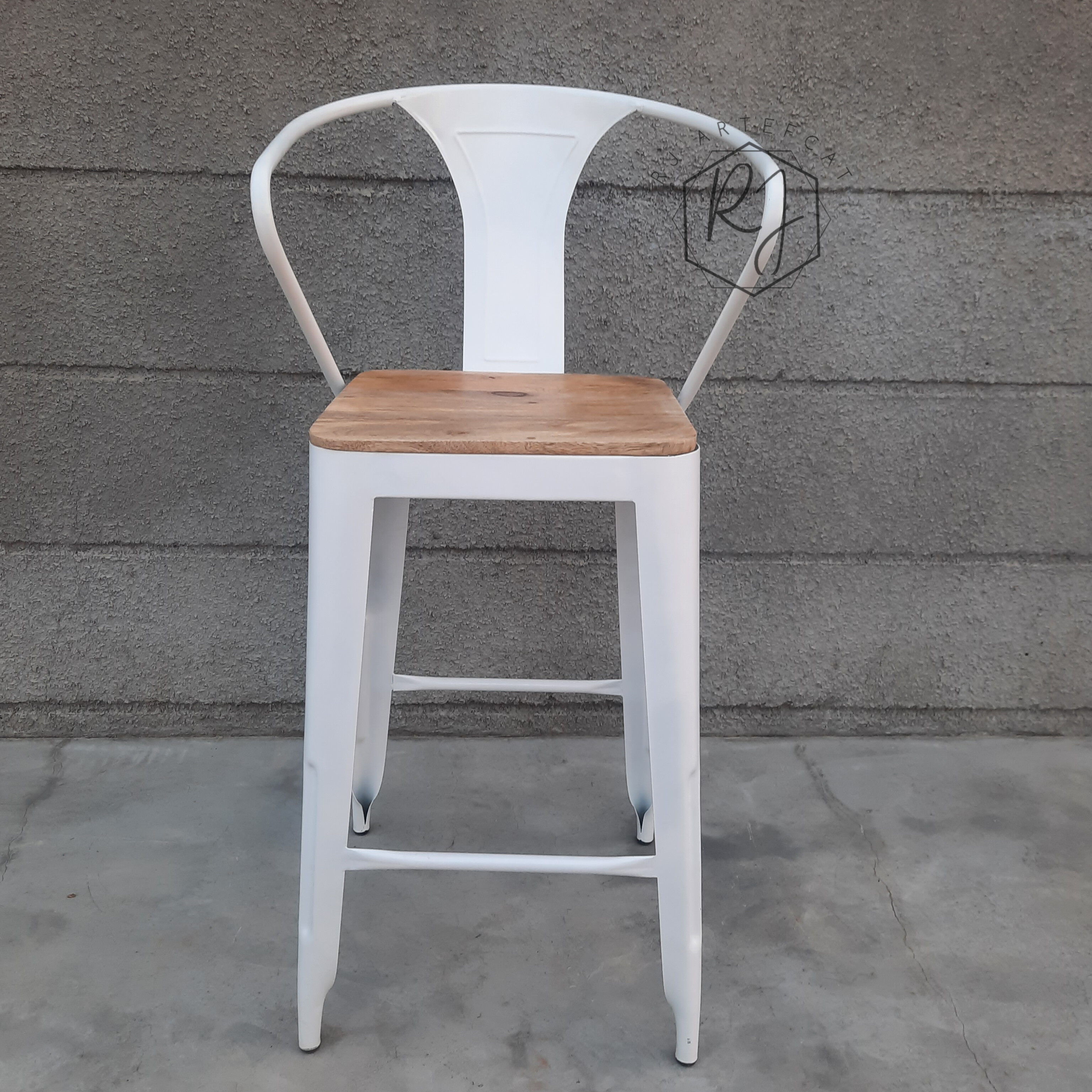 Metal Bar Stool with Wooden Seat