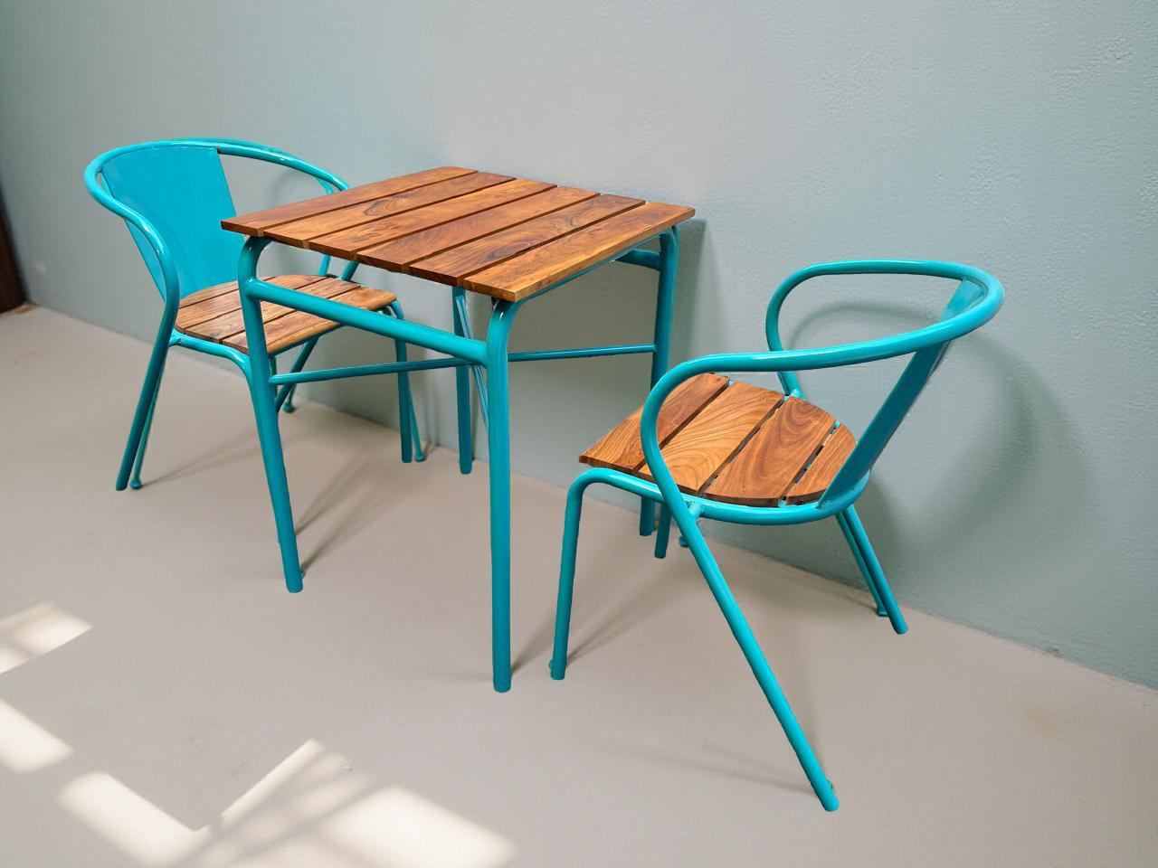 Outdoor Bistro metal chair and table