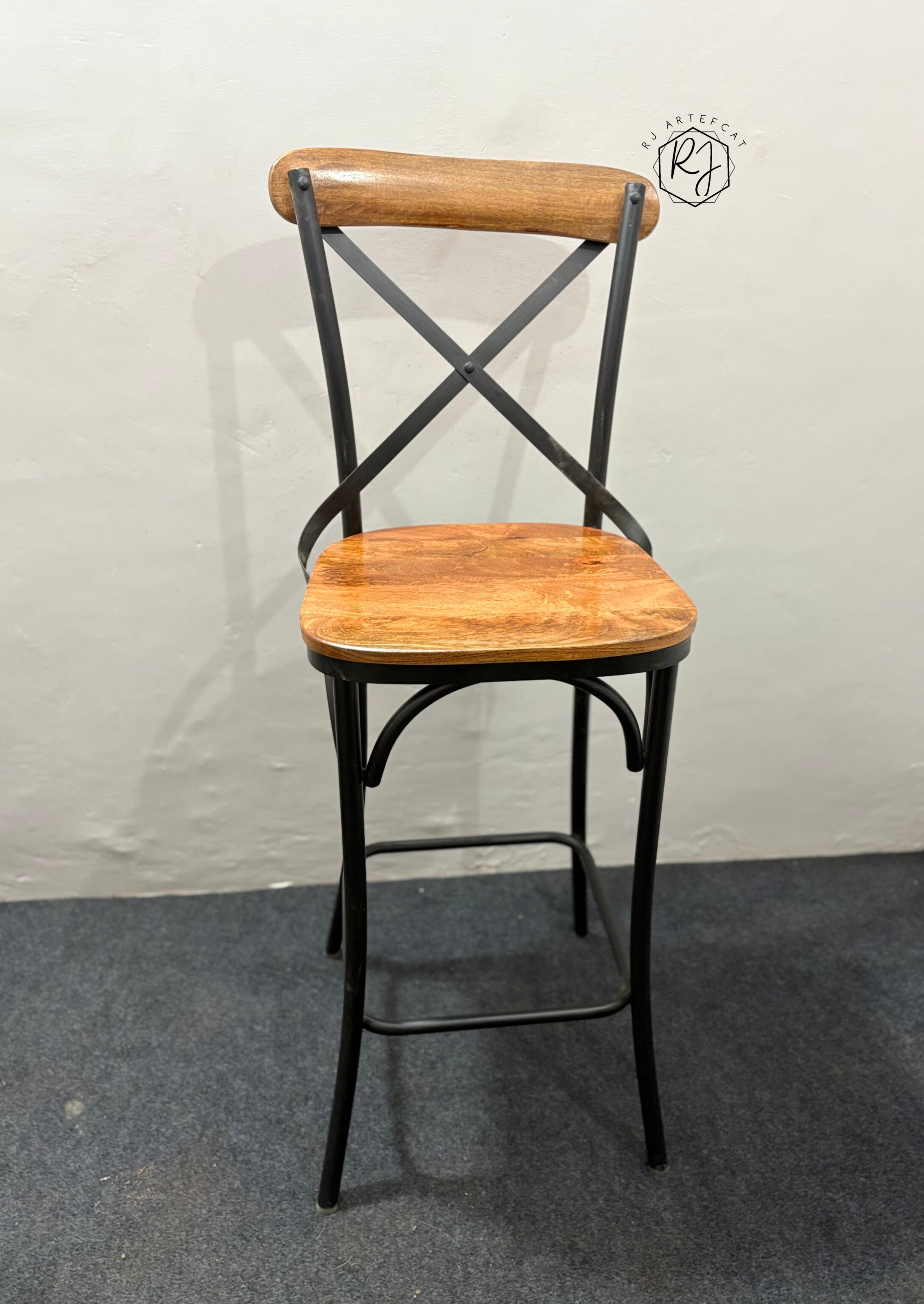 Wooden and metal bar stool